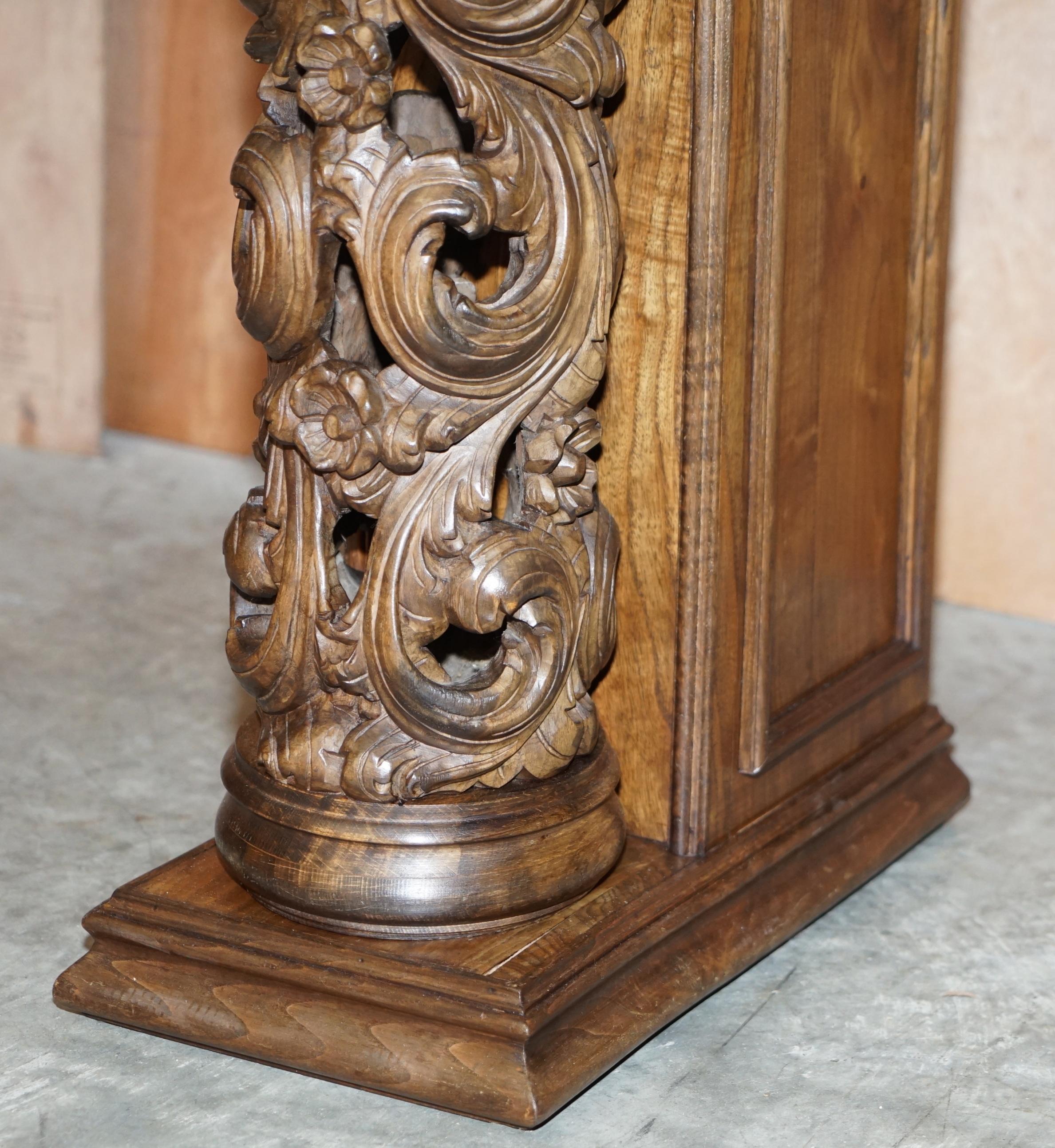Antique circa 1880 Hand Carved Solid Elm Fireplace Mantlepiece Fretwork Columns For Sale 5