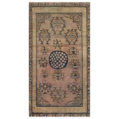 Antico Tappeto in lana di Khotan annodato a mano del 1880 circa