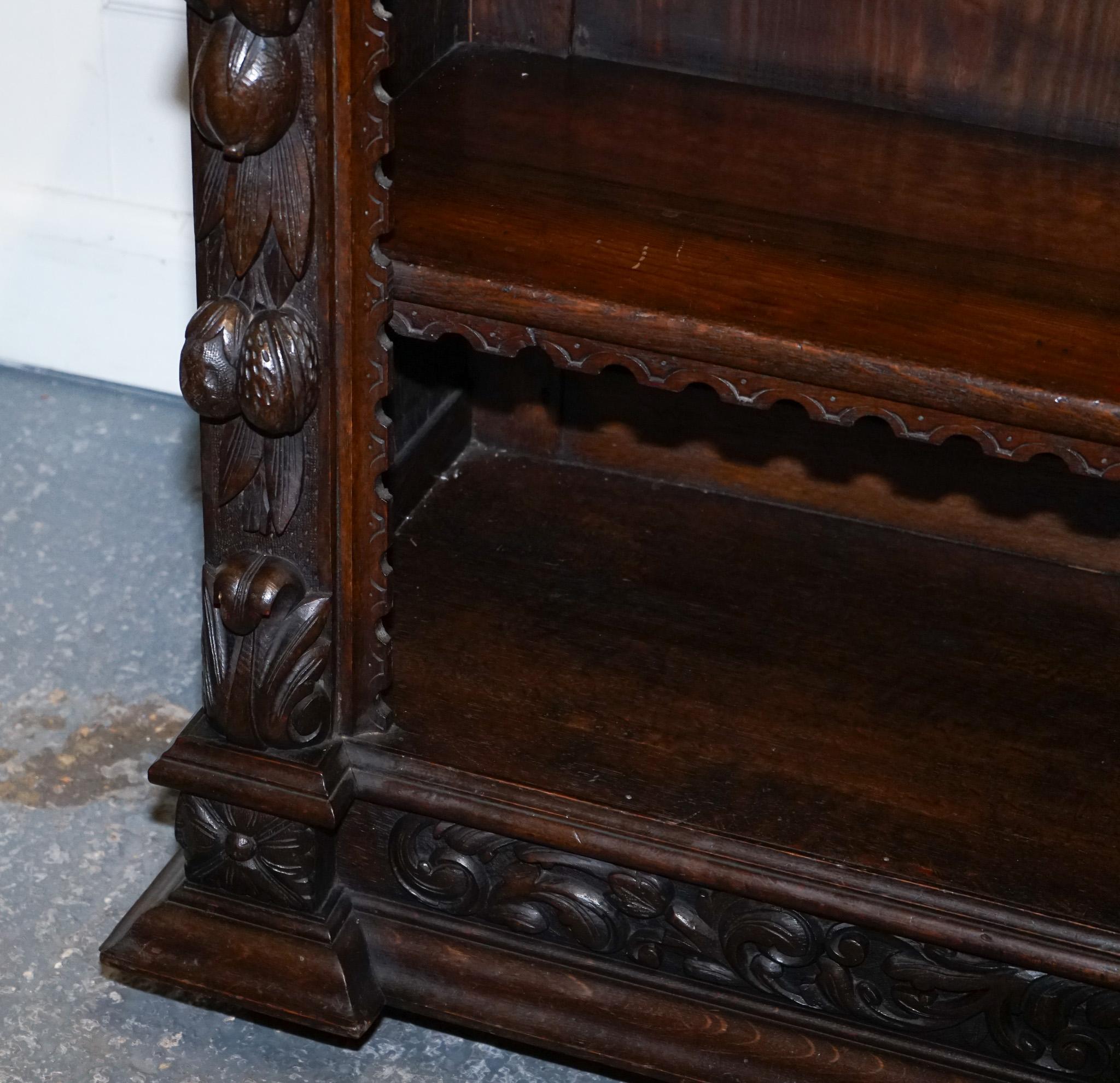 Hand-Crafted ANTIQUE CIRCA 1880 OAK GREENMAN & LiONHEADS DWARF OPEN BOOKCASE For Sale