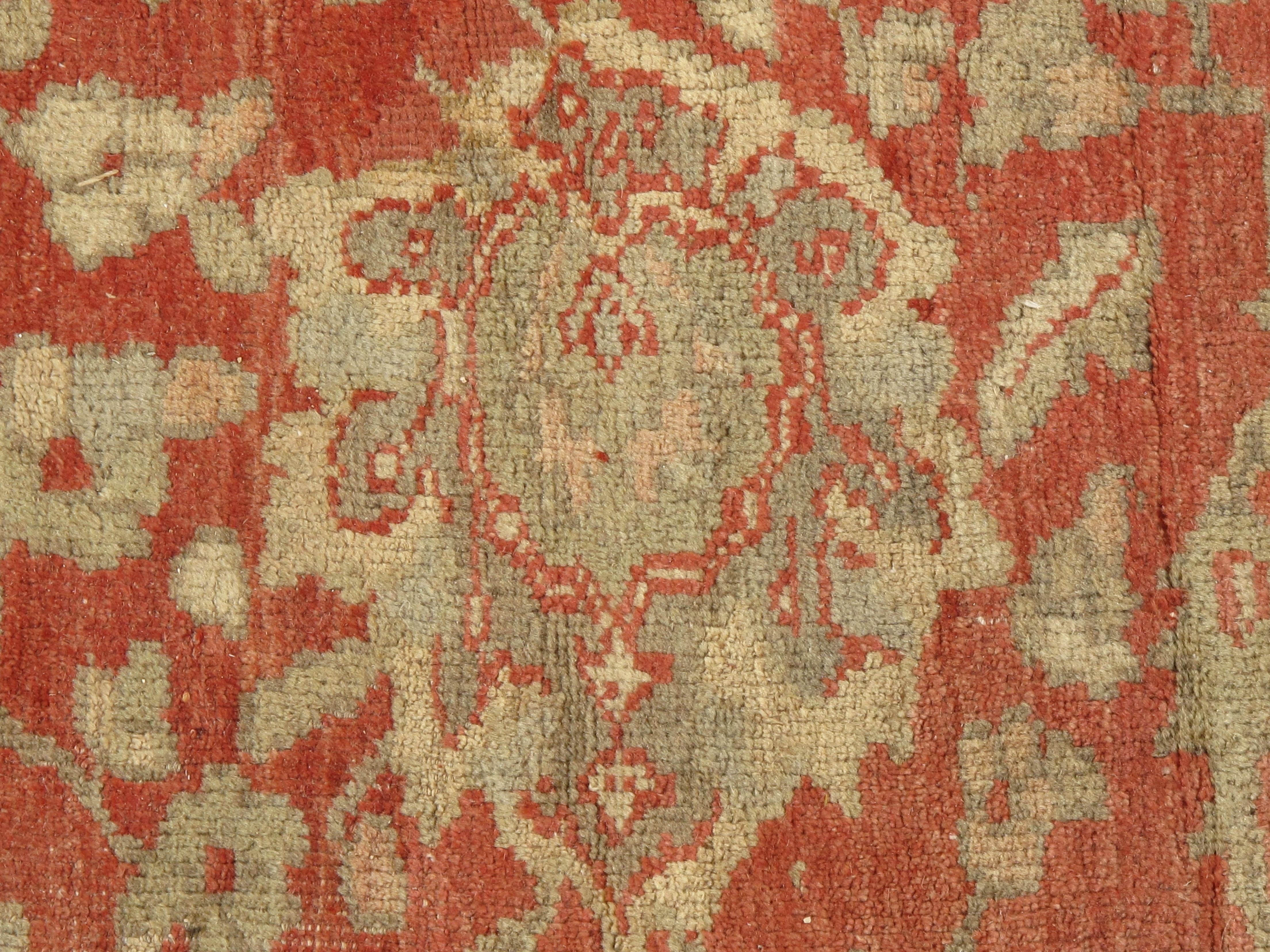Antike CIRCA 1880 Übergröße persischen Terrakotta Sultanabad Rugs, 17'6 x 23'9 (Wolle) im Angebot
