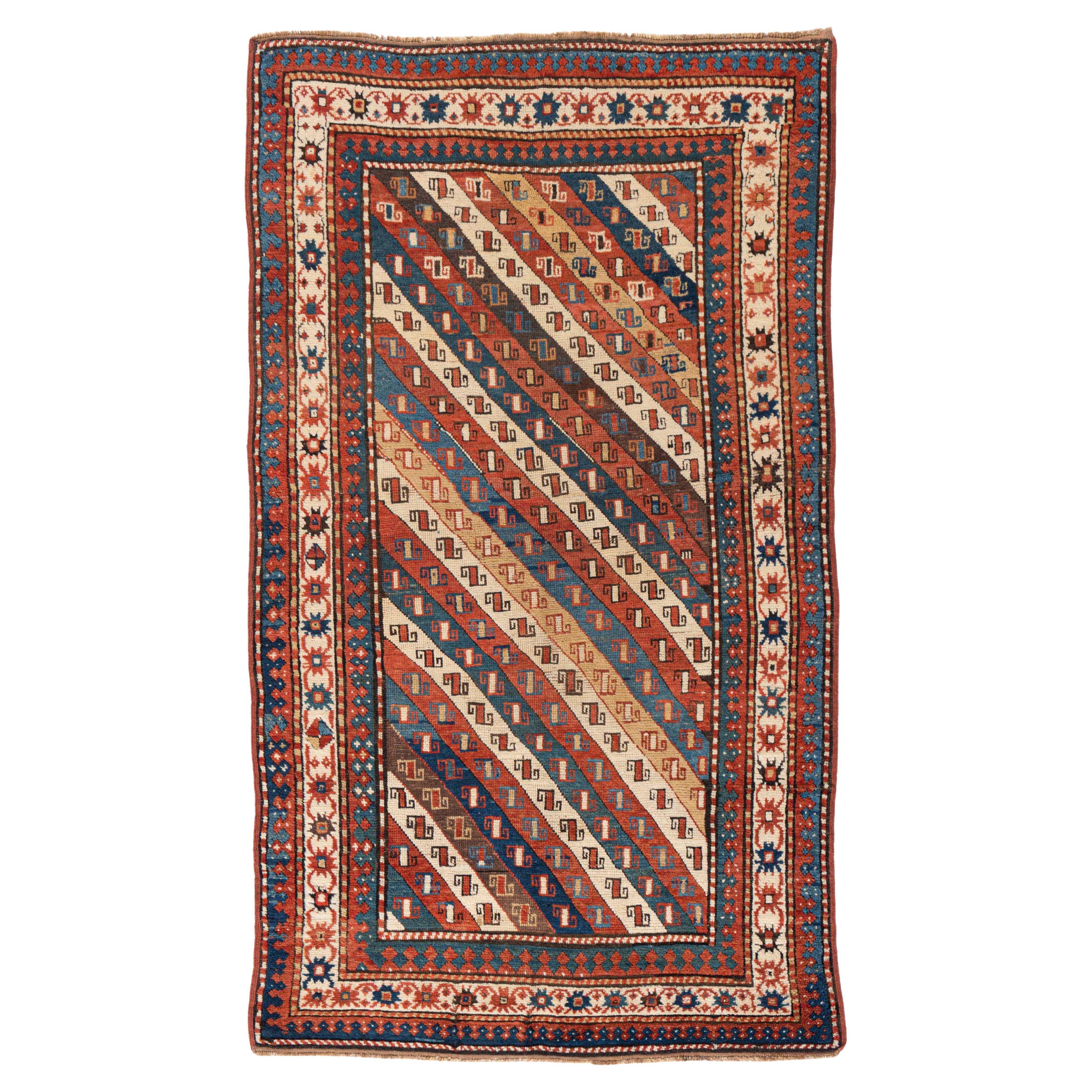 Antiker roter kaukasischer Kazak-Handgeknüpfter Teppich, um 1880