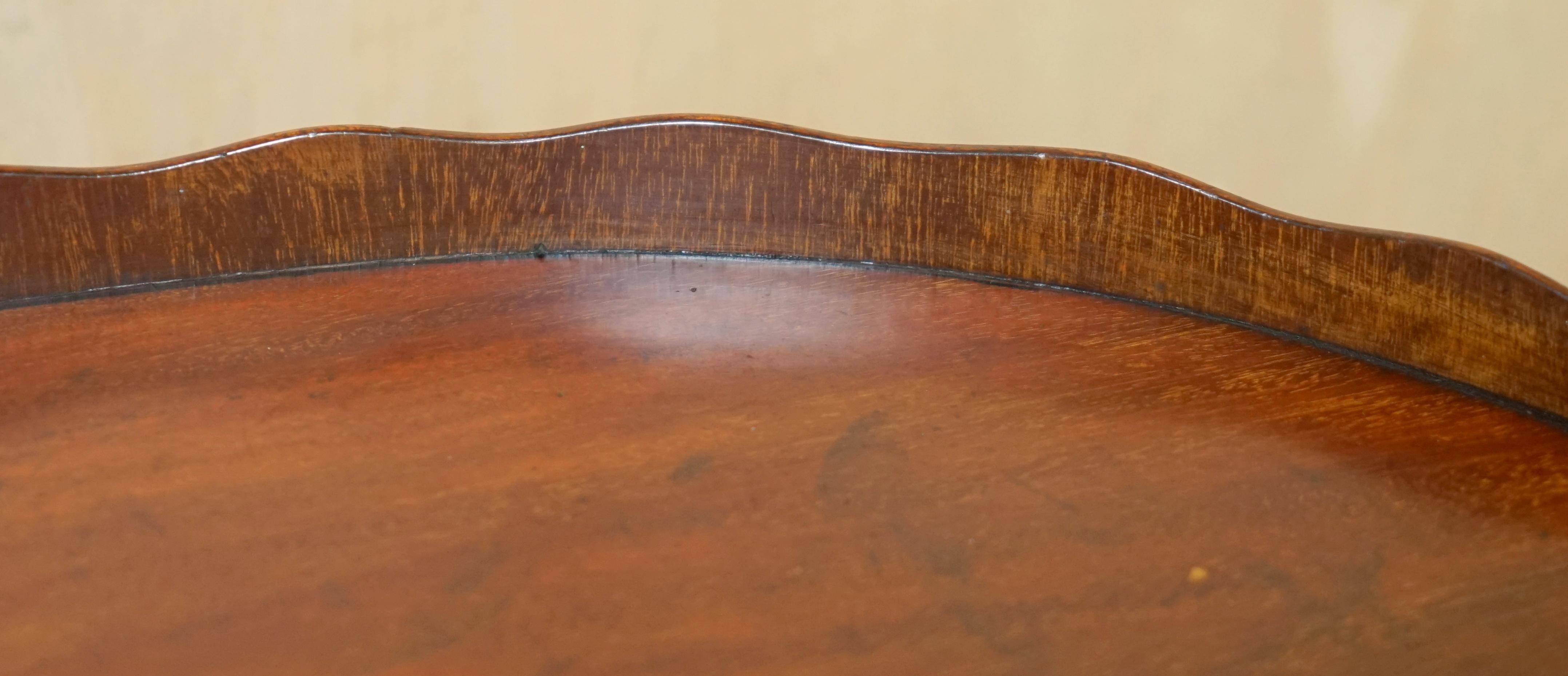 ANTIQUE CiRCA 1880 SHERATON REVIVAL SATINWOOD WALNUT SERVING TRAY BRONZE HANDLEs im Angebot 4