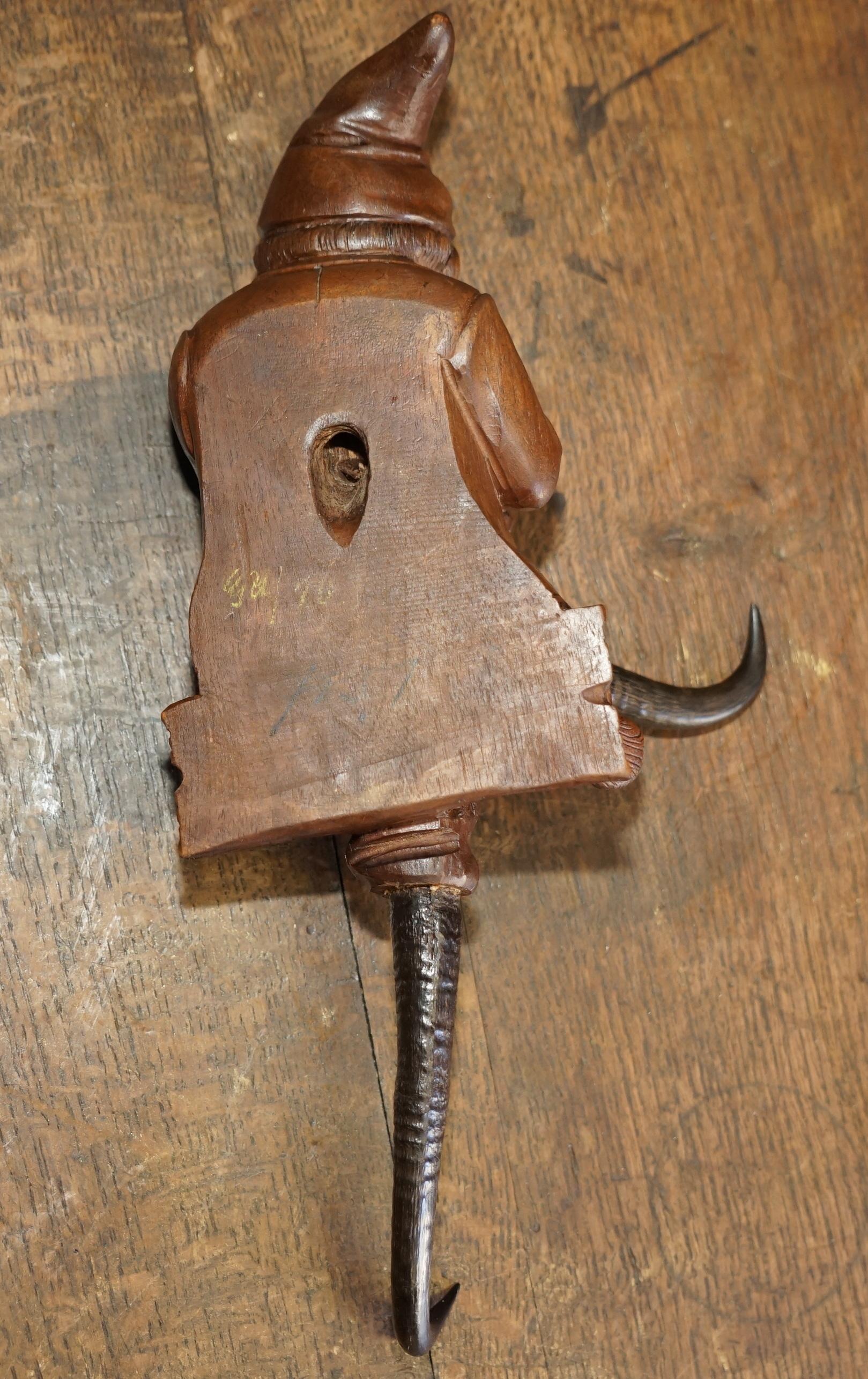 Antique circa 1880 Super Rare Black Forest Hand Carved Dwarf Knome Whip Hook 4