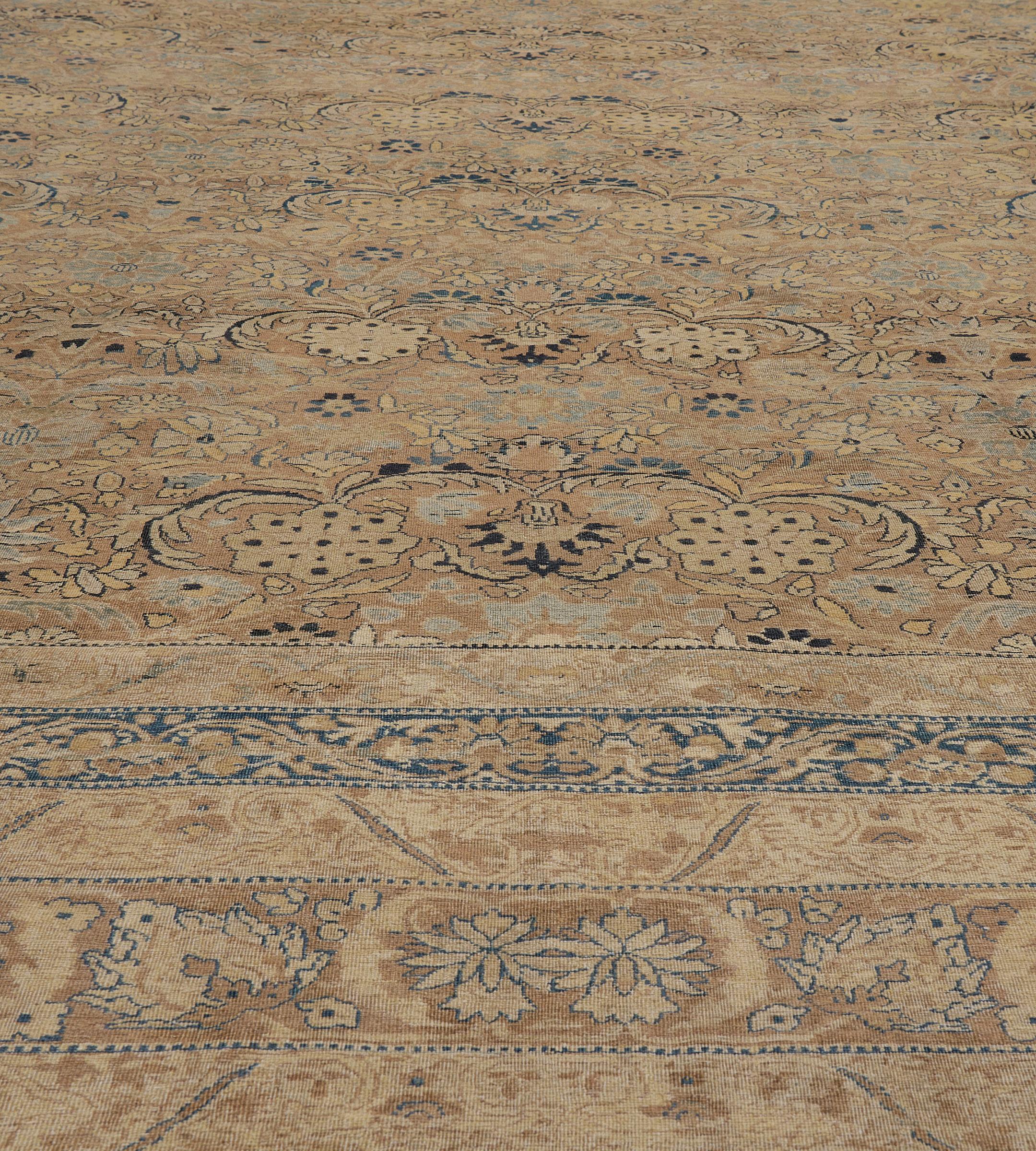 Antico tappeto persiano Kerman marrone floreale del CIRCA 1900 in vendita 4