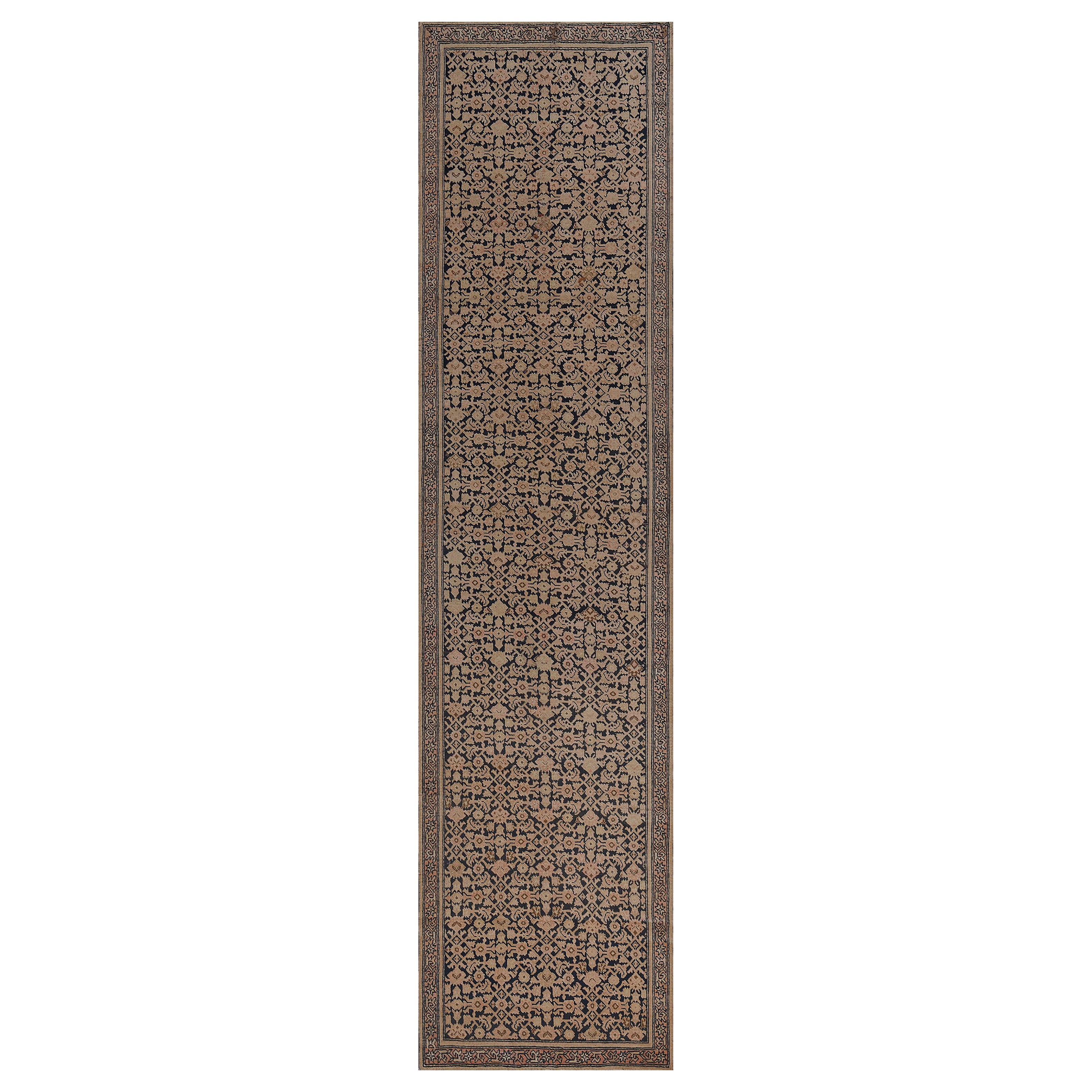 Ancien chemin de table Karabagh, Circa-1900, à motif brun-buffle en vente