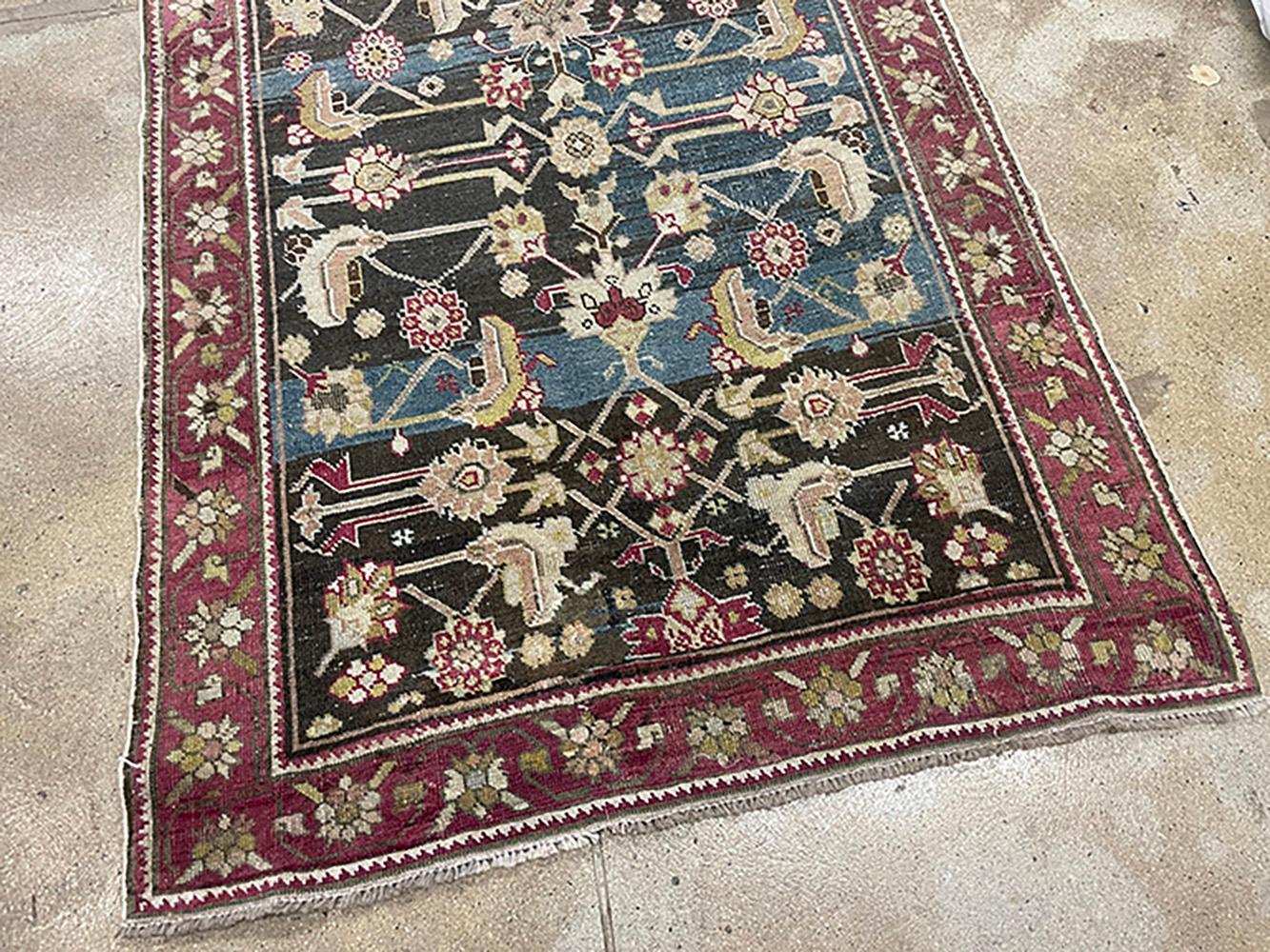 Antiker kaukasischer Karabagh-Läufer aus Seidenstraßenteppich aus der Kollektion Inc, um 1900 (Wolle) im Angebot