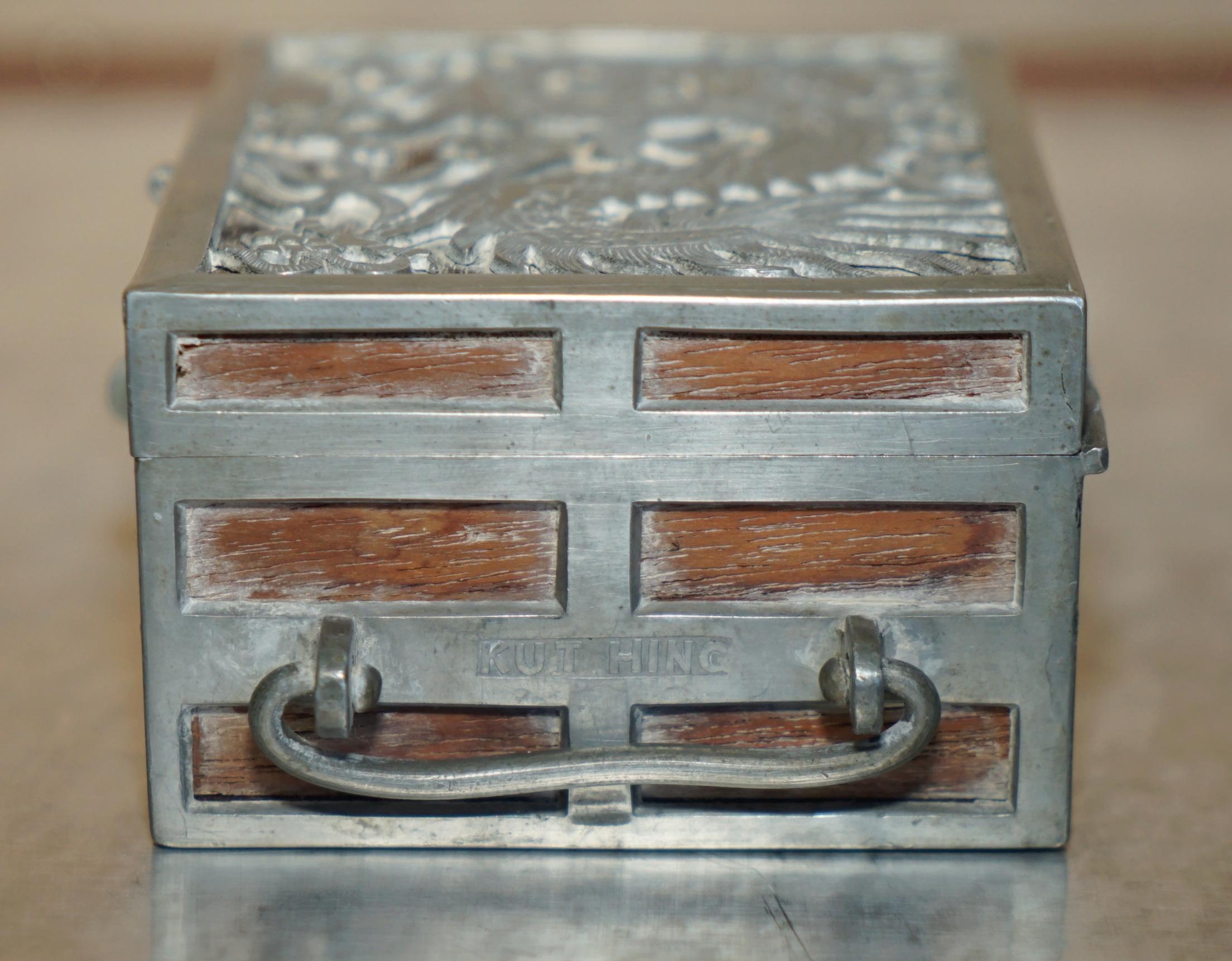 ANTIQUE CiRCA 1900 CHINESE KUT HING PEWTER & WOOD CARVED DRAGON JEWELLERY BOX For Sale 2