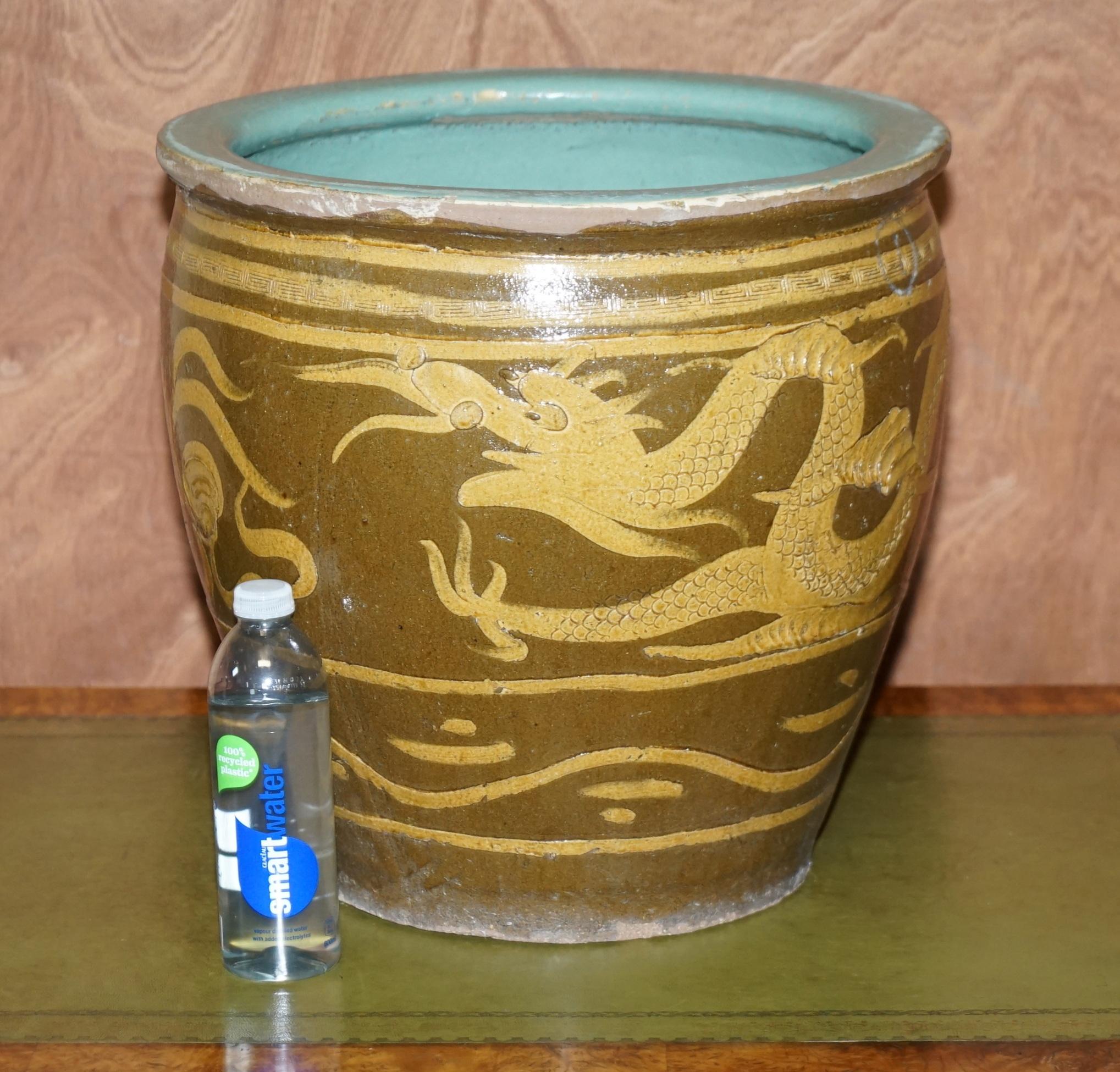 We are delighted to offer this lovely Vintage Chinese Export Satsuma Moriage Geishas Koi Fish Bowl

A very good looking well made and decorative piece, ideally suited for pure decoration or as an actual fish bowl! This piece really brings like