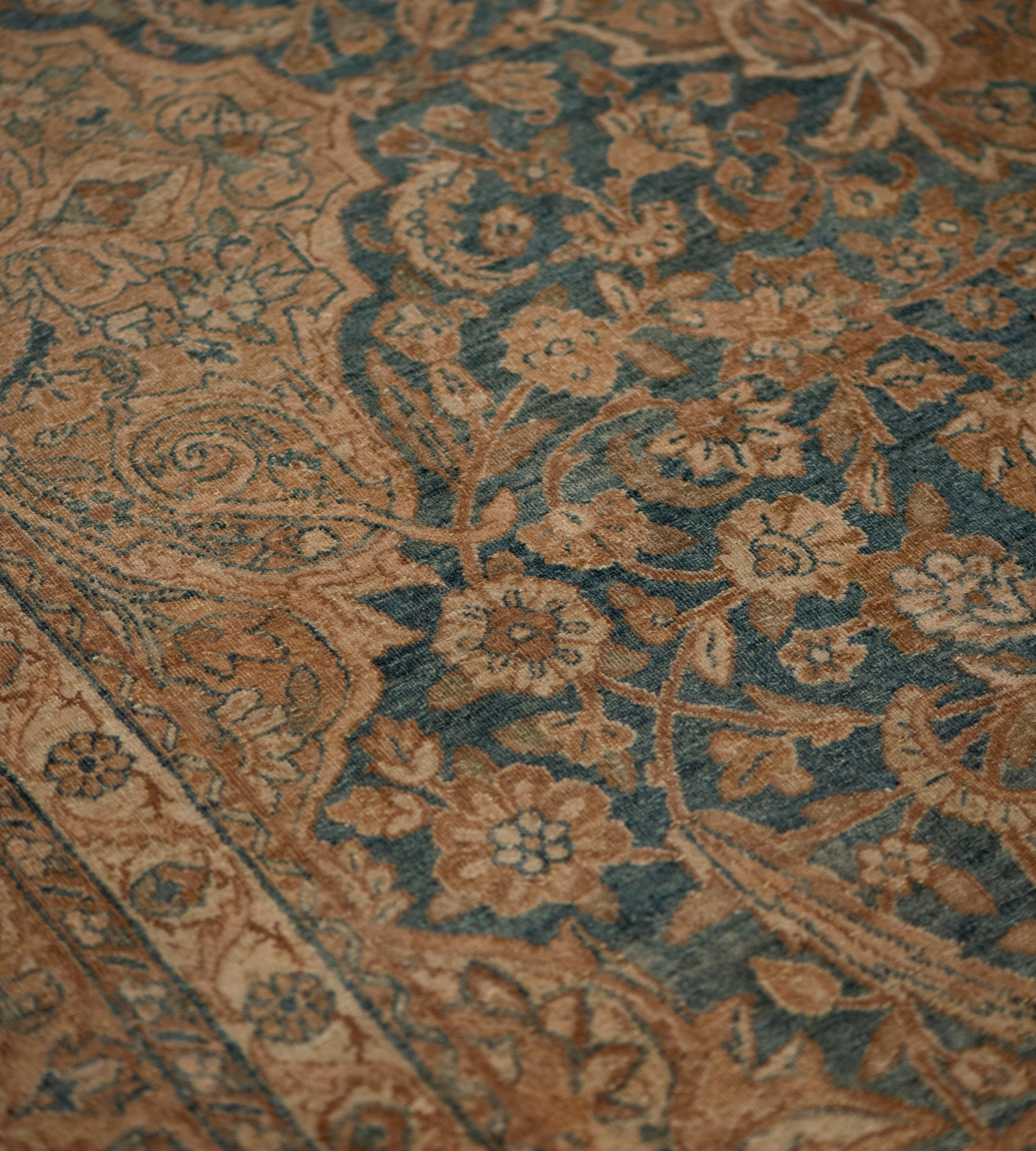 Antique Circa-1900 Floral Persian Kerman Rug In Good Condition For Sale In West Hollywood, CA