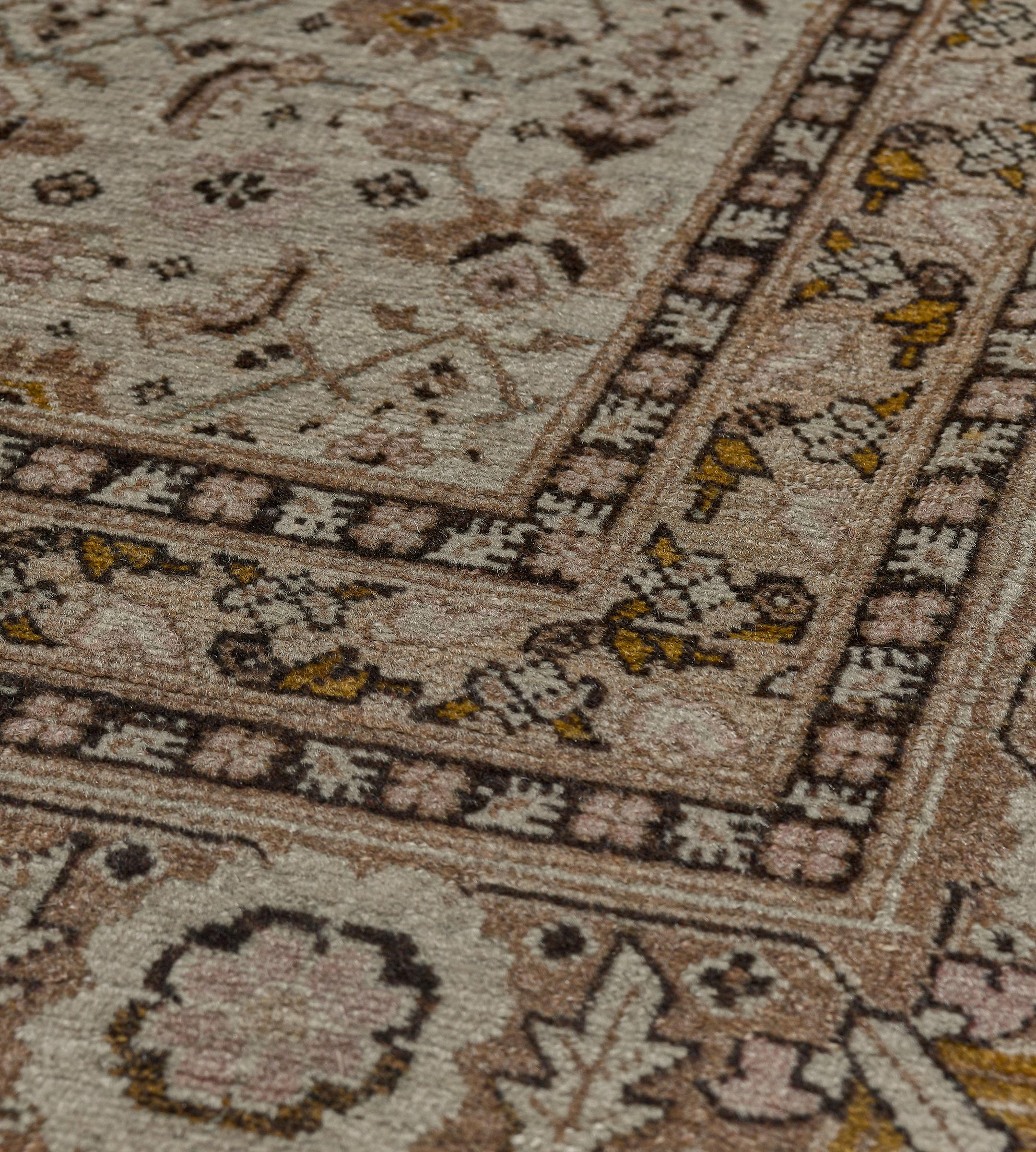 Antiker CIRCA-1900 Handgeknüpfter Wollteppich mit Herati-Muster Authentischer Persischer Täbriz-Teppich im Angebot 3