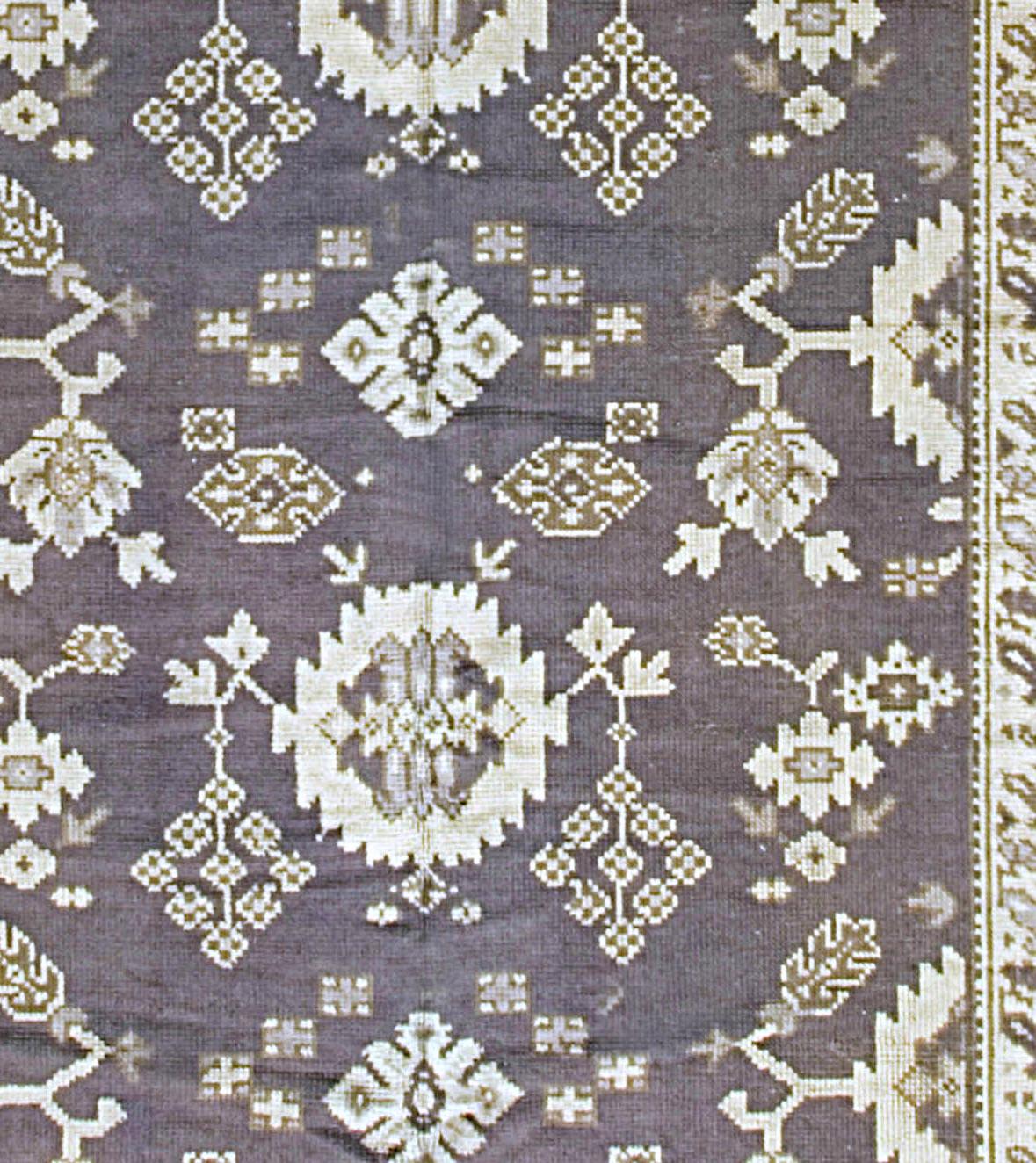 Tappeto Runner in lana irlandese Donegal Arts & Crafts del 1900 6' x 14'11 in vendita 2
