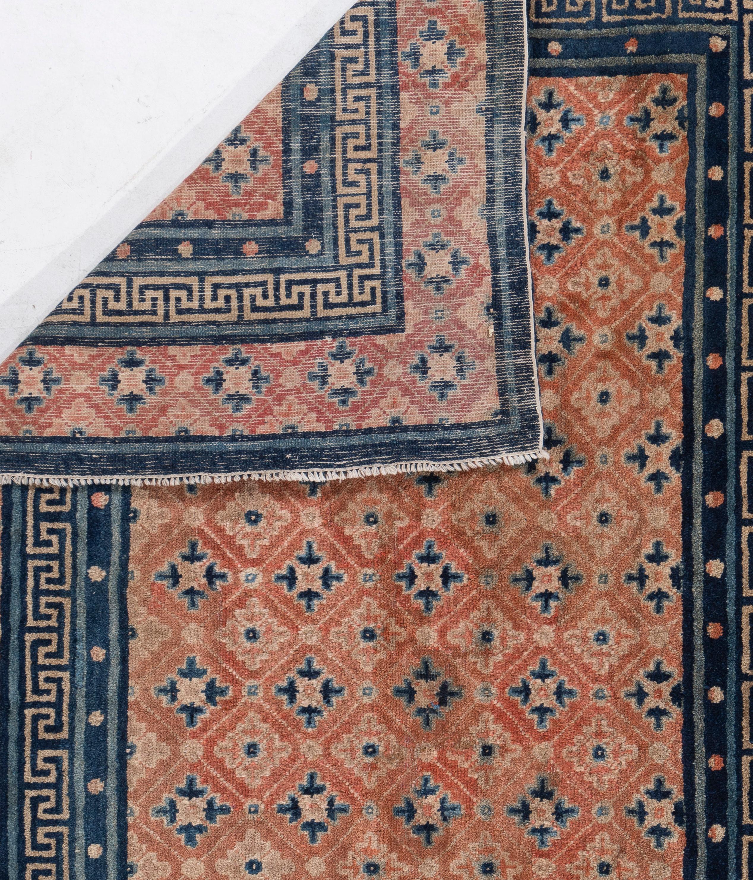 Laine Ancien tapis chinois orange noué à la main datant d'environ 1900 en vente