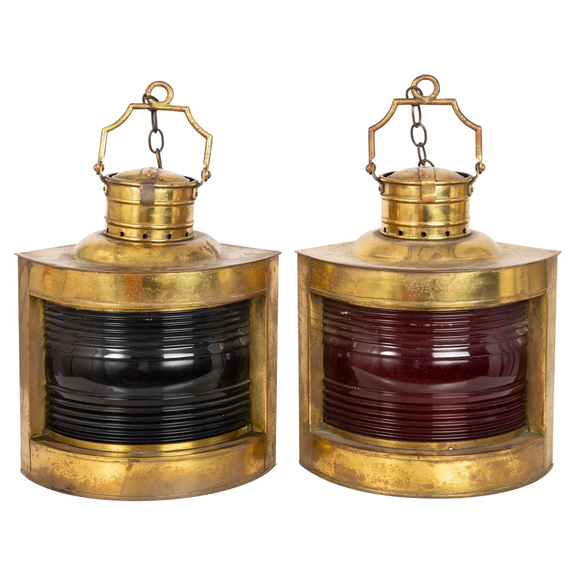 Antiquités circa 1900 Paire de lanternes de bateau anglaises en laiton en vente