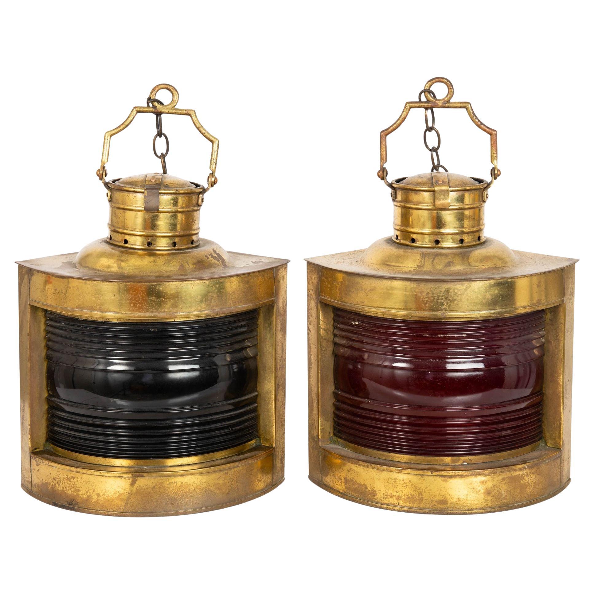 Antique Circa 1900 Pair of Brass English Ship’s Lanterns For Sale