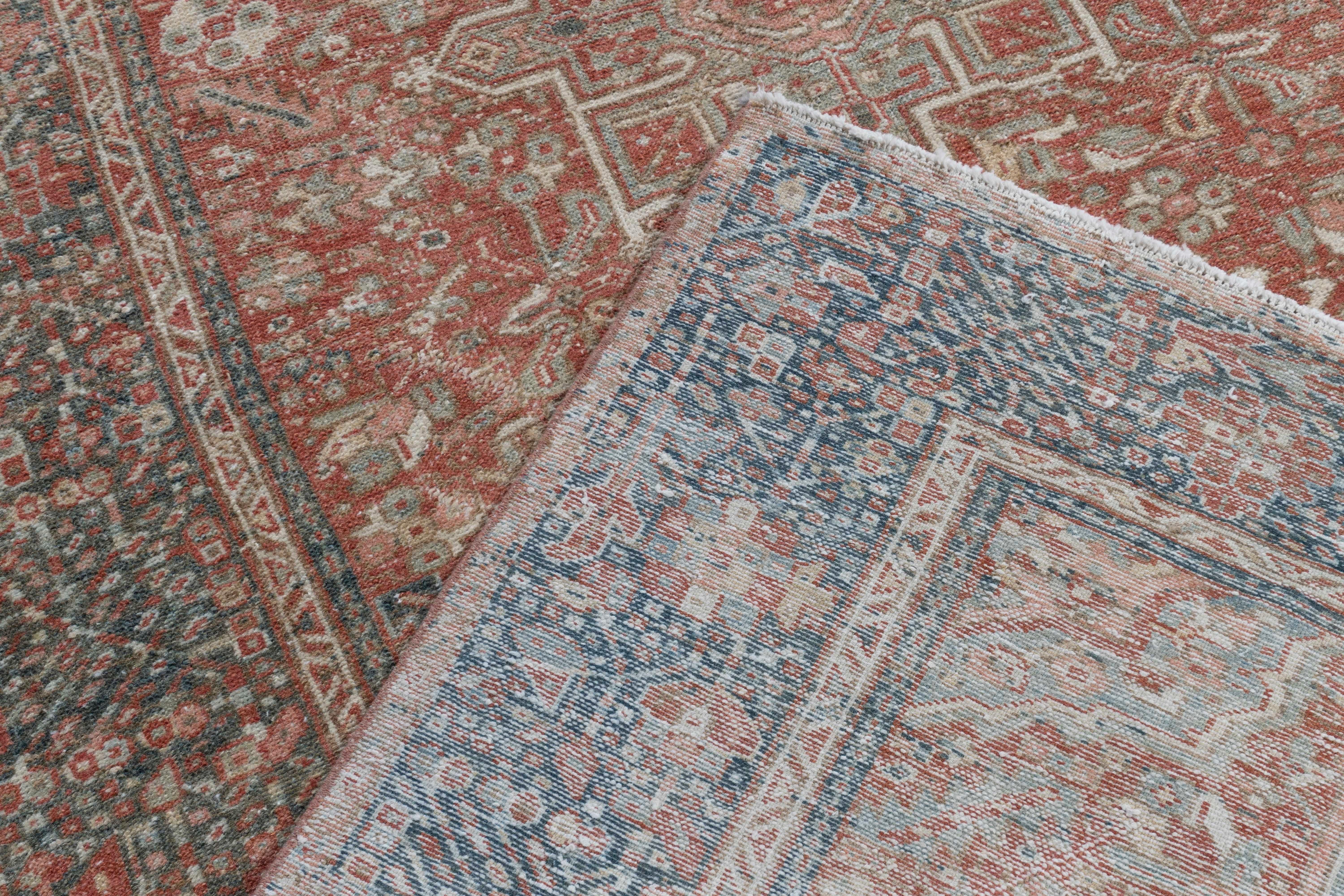 Antiker persischer Karaja-Läufer, handgeknüpft, um 1900, 4'6 x 12'6 cm im Angebot 2