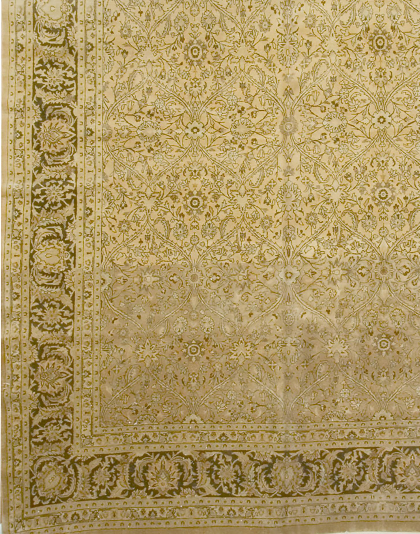 Antico tappeto persiano di lana Meshad annodato a mano, 9'7 x 13'2, risalente a circa il 1900 in vendita 1