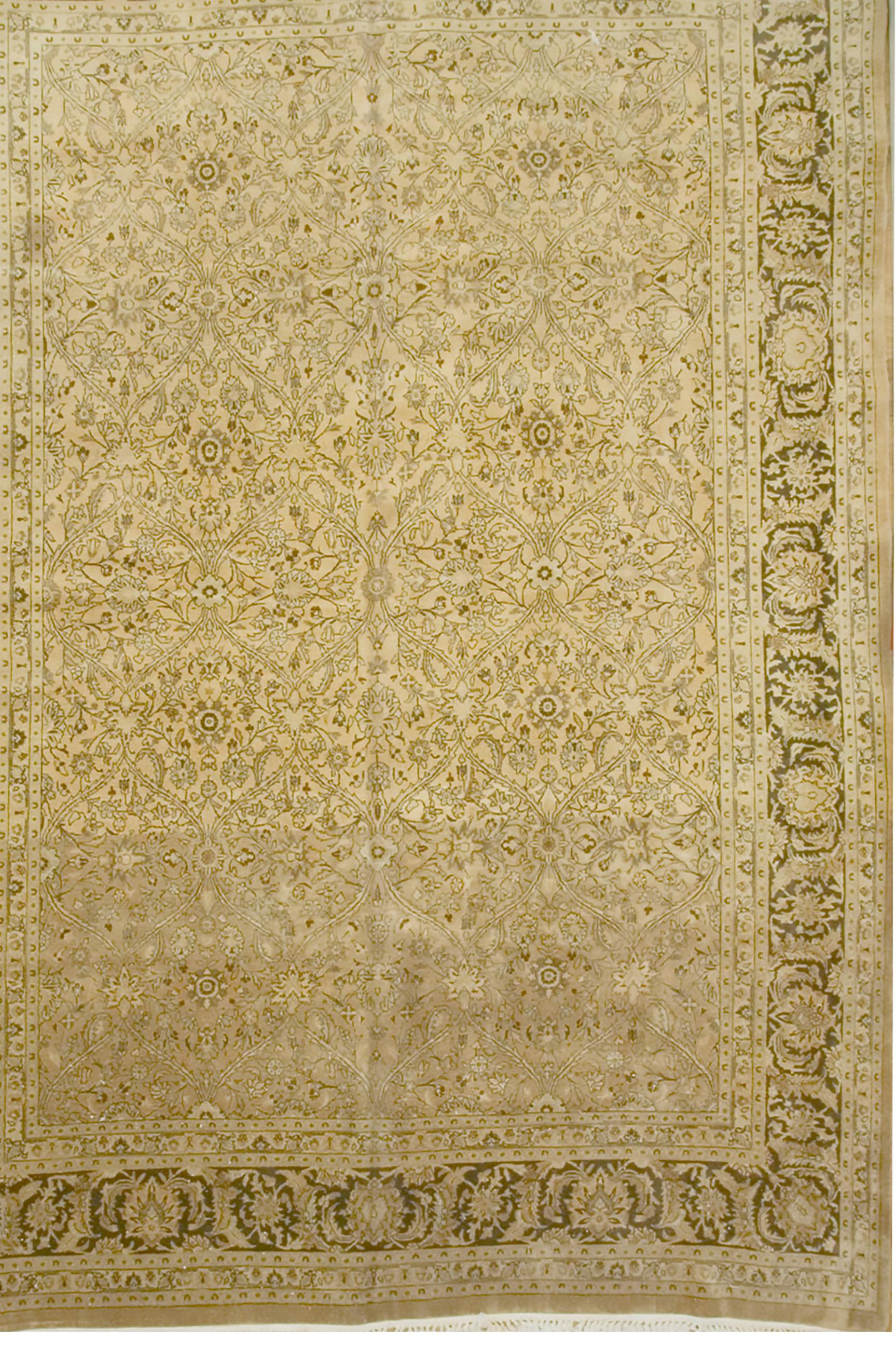 Antico tappeto persiano di lana Meshad annodato a mano, 9'7 x 13'2, risalente a circa il 1900 in vendita 2