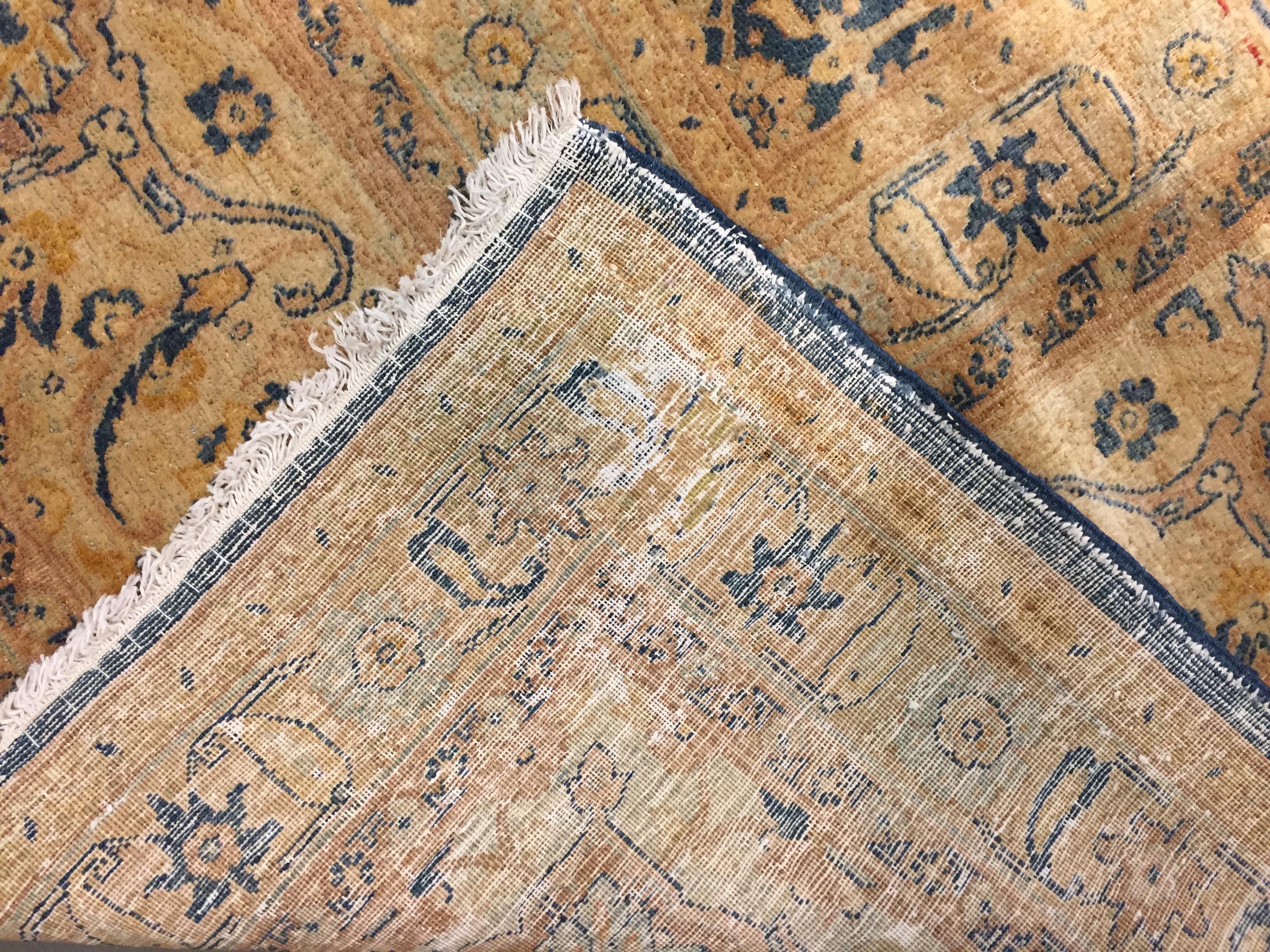 Antiker persischer Täbris-Teppich aus der Zeit um 1900 10'4 x 16'8 (19. Jahrhundert) im Angebot