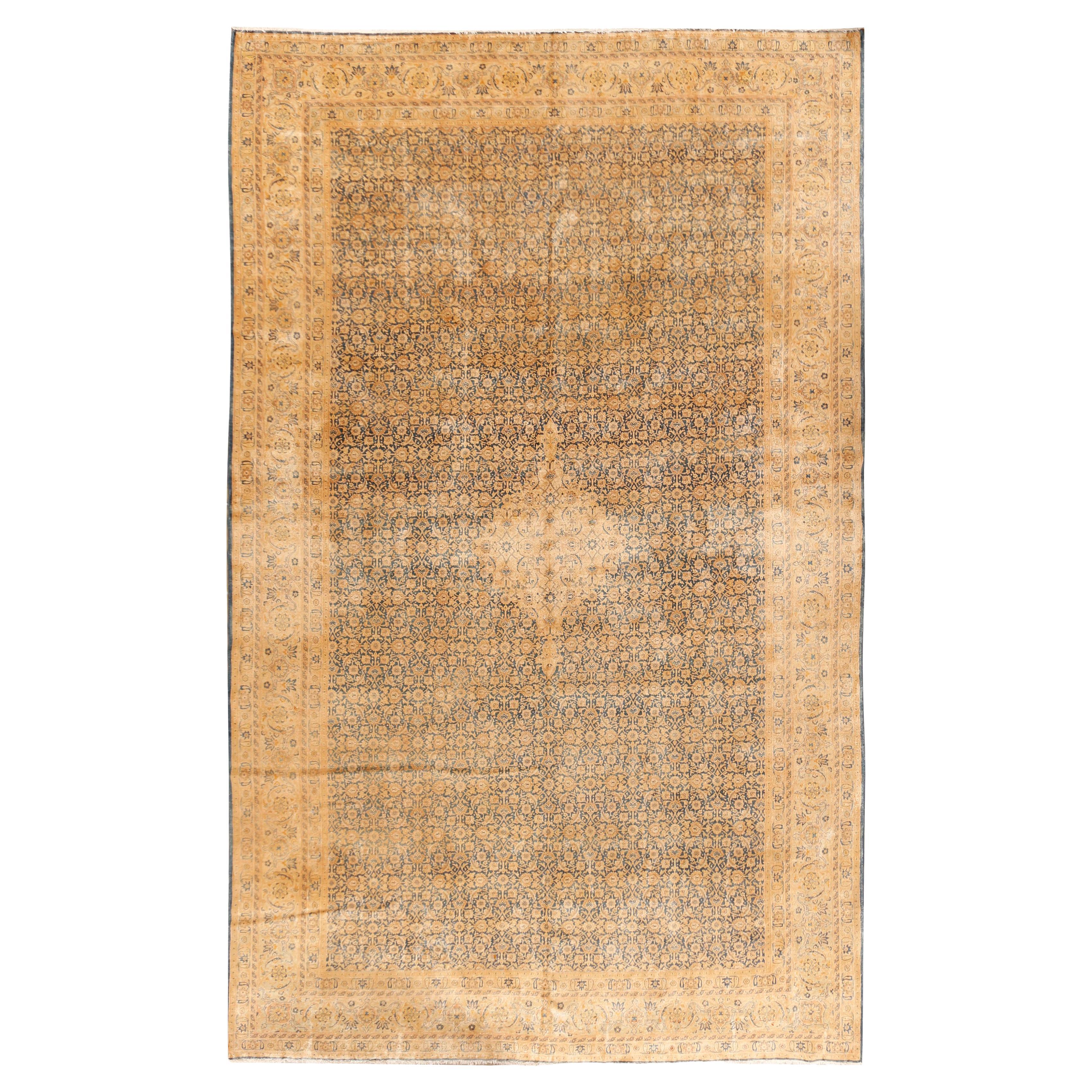 Tapis persan de Tabriz antique datant d'environ 1900, dimensions 10'4 x 16'8