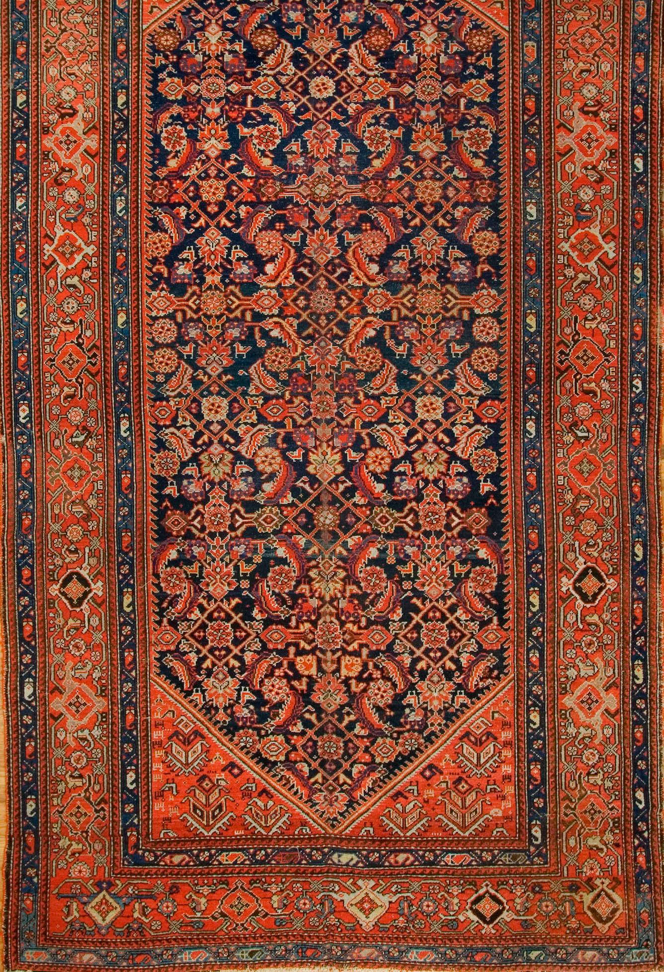 Lana Tappeto antico circa 1900 Red Malayer Gallery-Size Runner, 6' x 12'10 in vendita