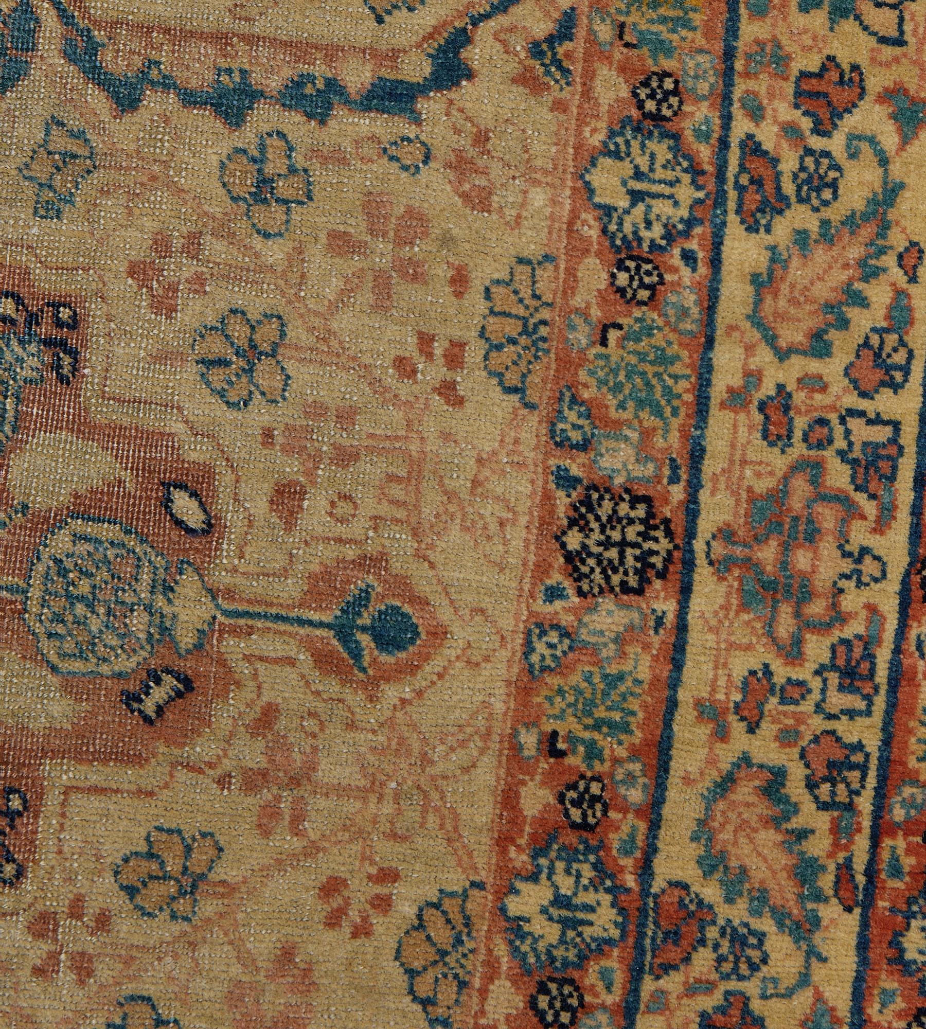 Antiguo Circa-1900 Corredor Persa Hadji Jallili de Lana Floral Amarillo Arena en venta 3