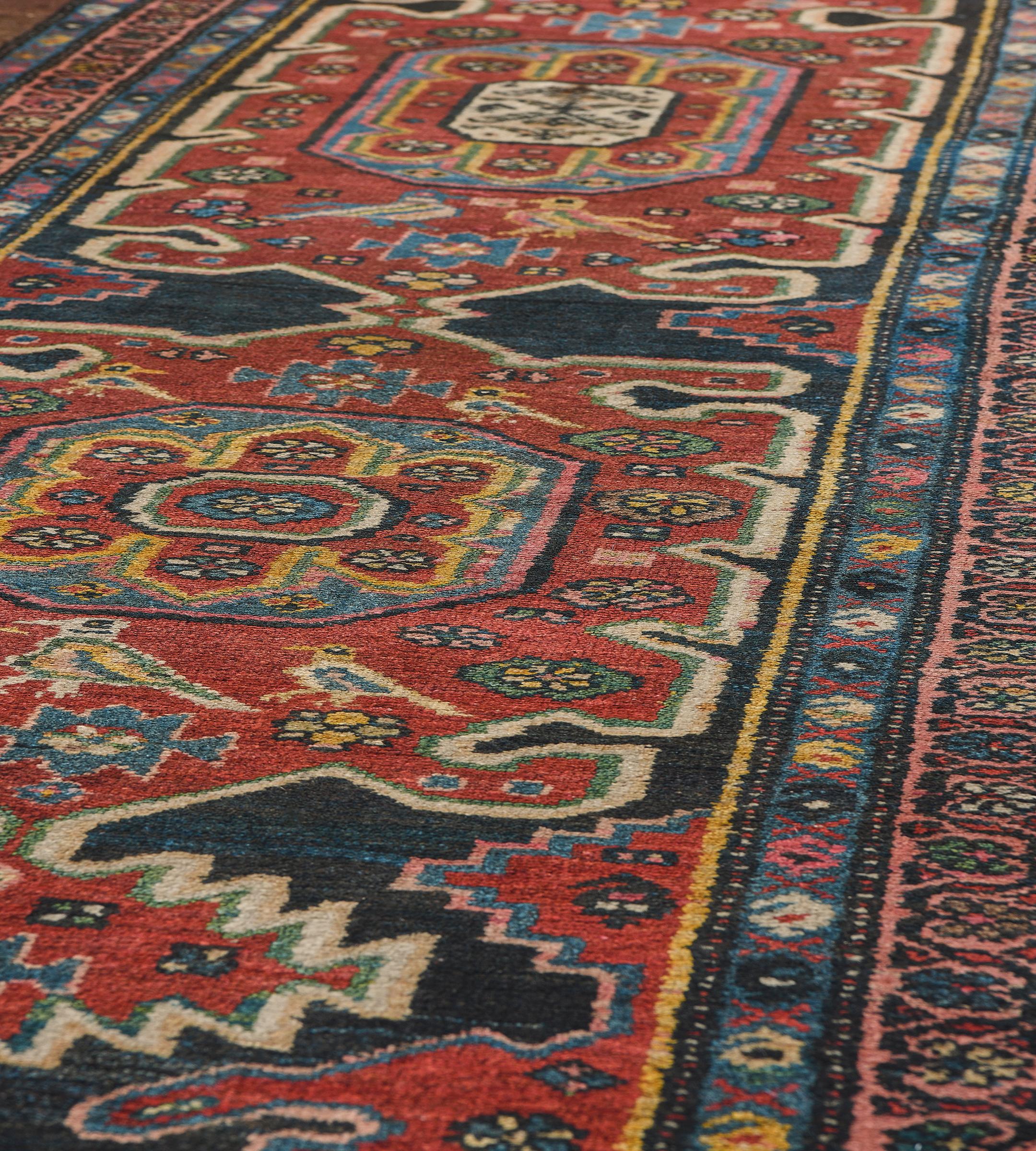 Antike CIRCA-1900 Wolle Marineblau und Rot Persische Serab Läufer im Angebot 3