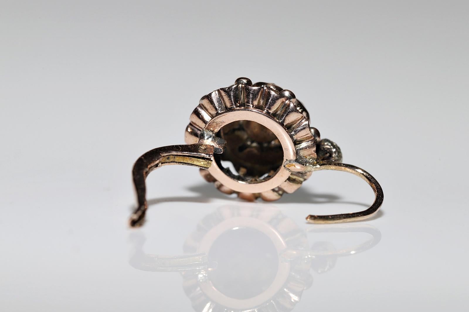 Antiker Ohrring, um 1900er Jahre, 10 Karat Gold, natürlicher Diamant im Rosenschliff, dekoriert  im Angebot 5