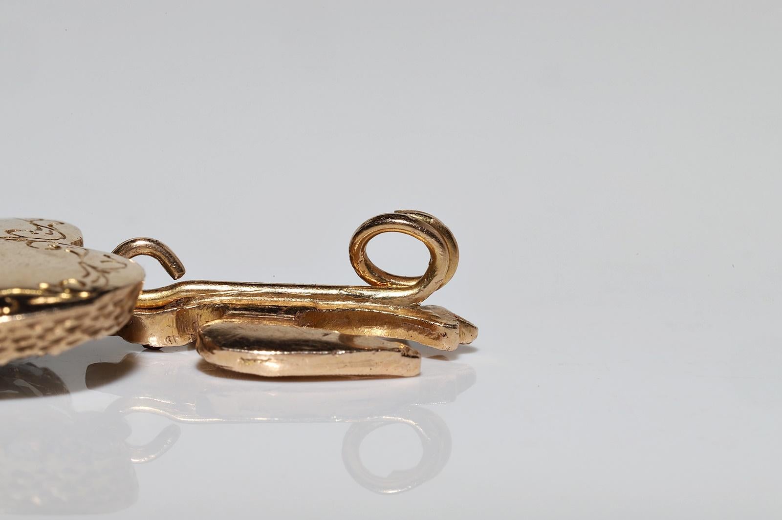 Antique Circa 1900s Or 10k Diamant naturel taillé en rose Pendentif en forme de coeur d'oiseau en vente 4