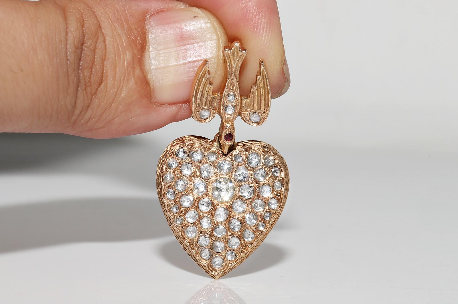 Victorian Antique Circa 1900s 10k Gold Natural Rose Cut Diamond Heart Bird Pendant For Sale