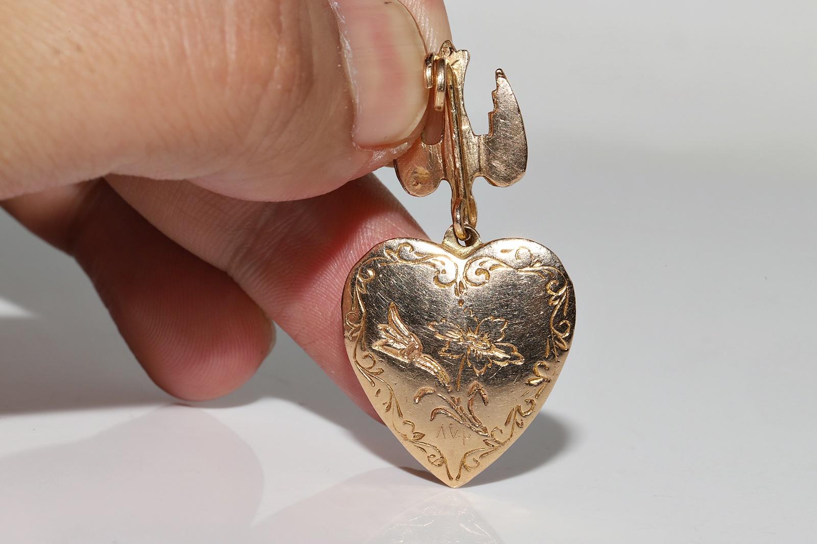 Antique Circa 1900s 10k Gold Natural Rose Cut Diamond Heart Bird Pendant For Sale 2