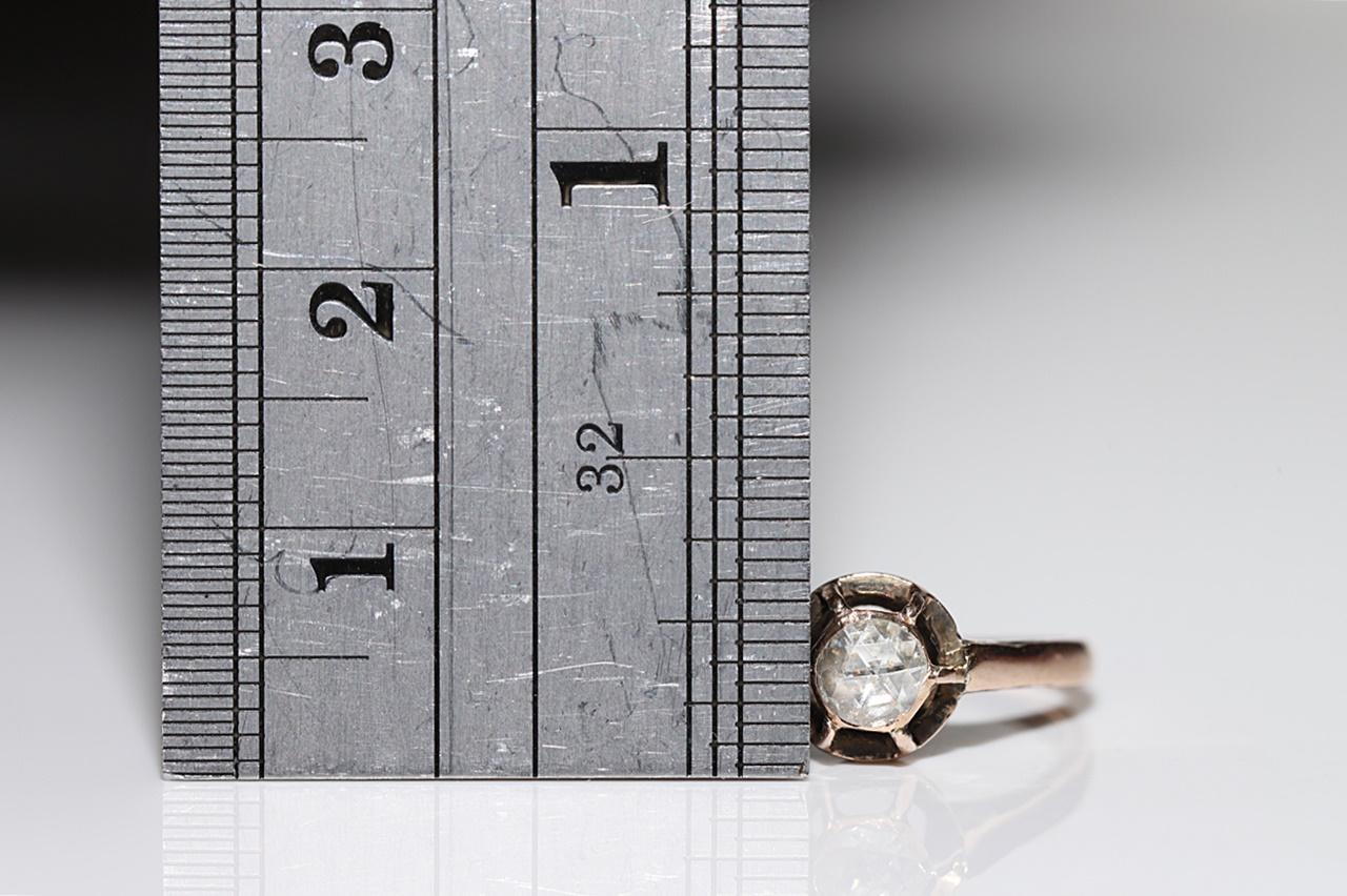 Bague solitaire ancienne des années 1900 en or 10 carats avec diamants naturels taille rose en vente 4
