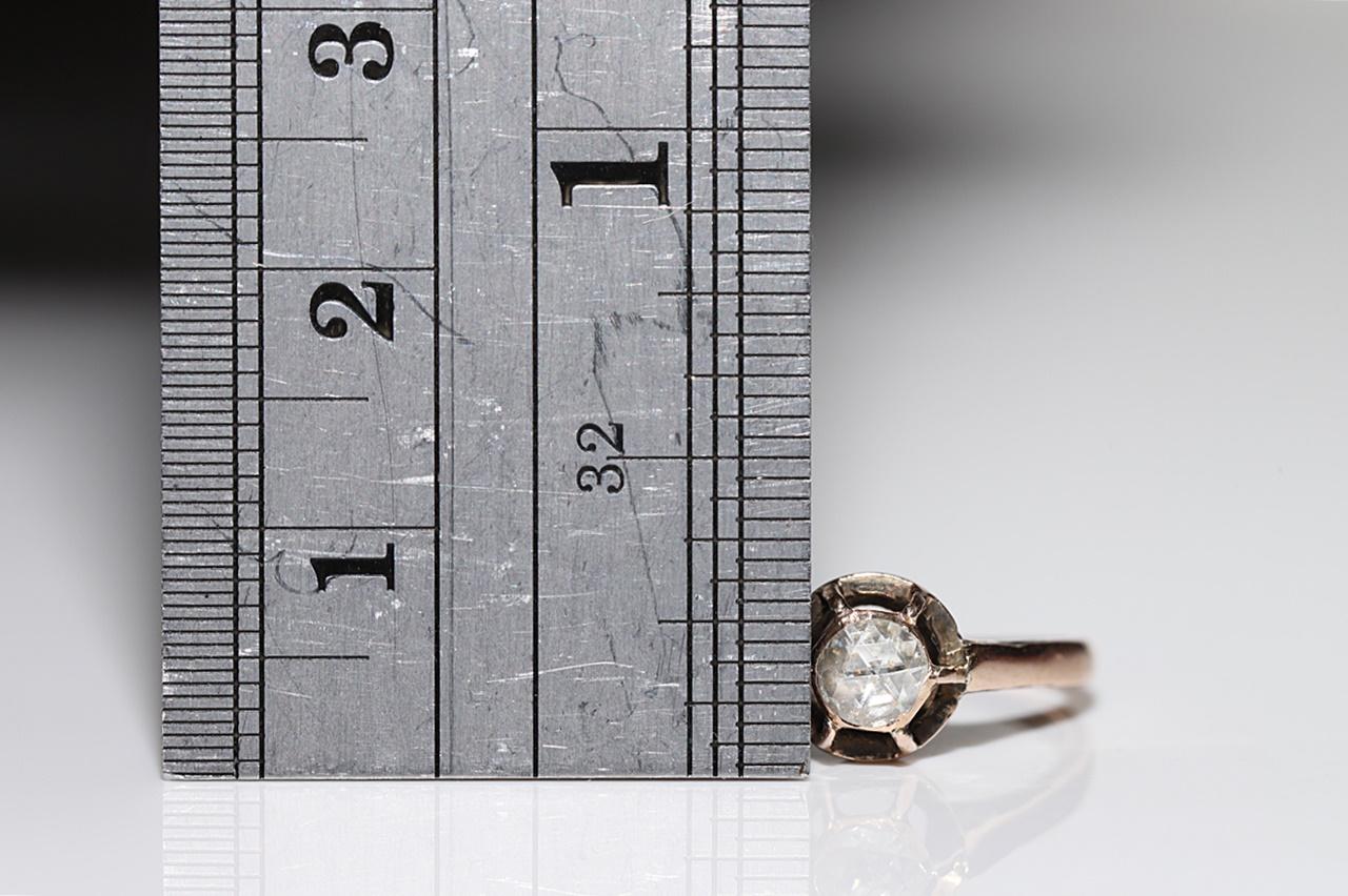 Antique Circa 1900s 10k Gold Natural Rose Cut Diamond Solitaire Ring im Angebot 4