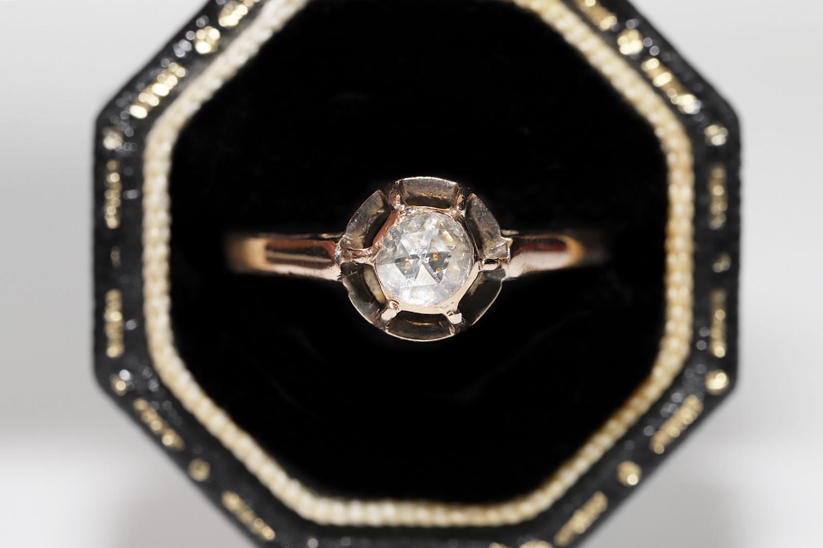 In very good condition.
Total weight is 1.7 grams.
Totally is diamond 0.20 ct. 
The diamond is has I color and s1 clarity.
Ring size is US 5.2 
We can make any size.
Box is not included.
Please contact for any questions.
