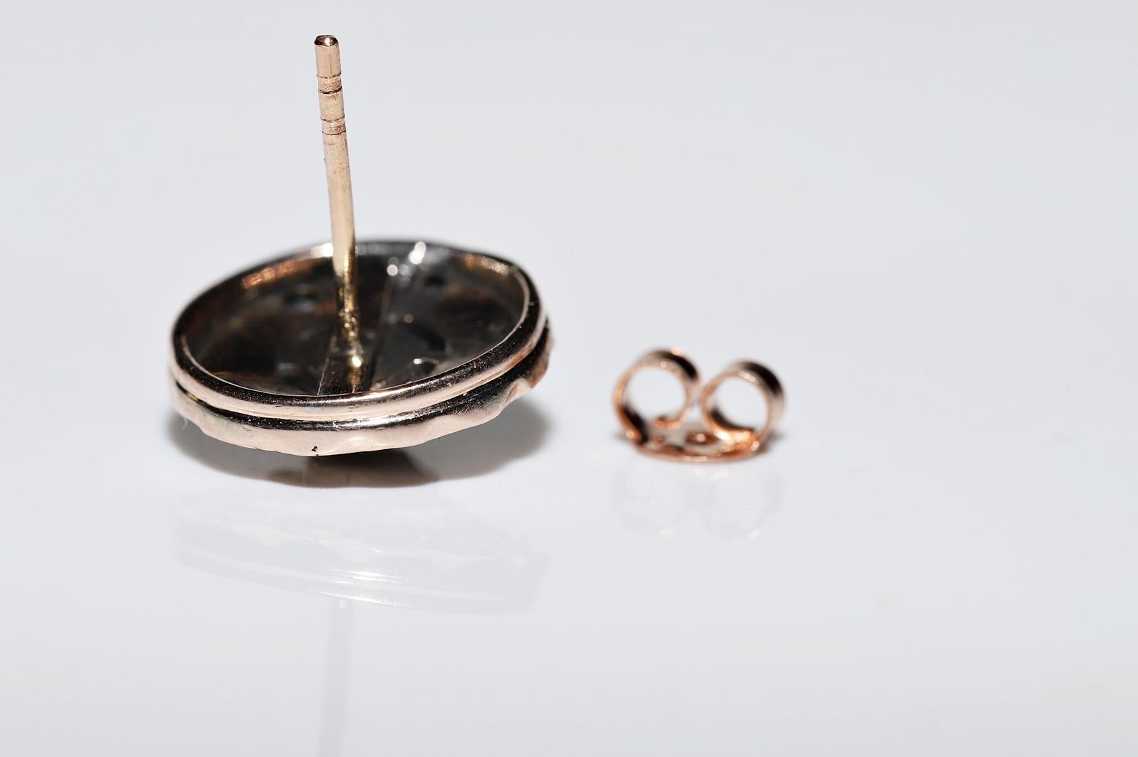 Boucles d'oreilles anciennes datant des années 1900 en or 12 carats, diamants naturels taille rose et rubis calibré en vente 5