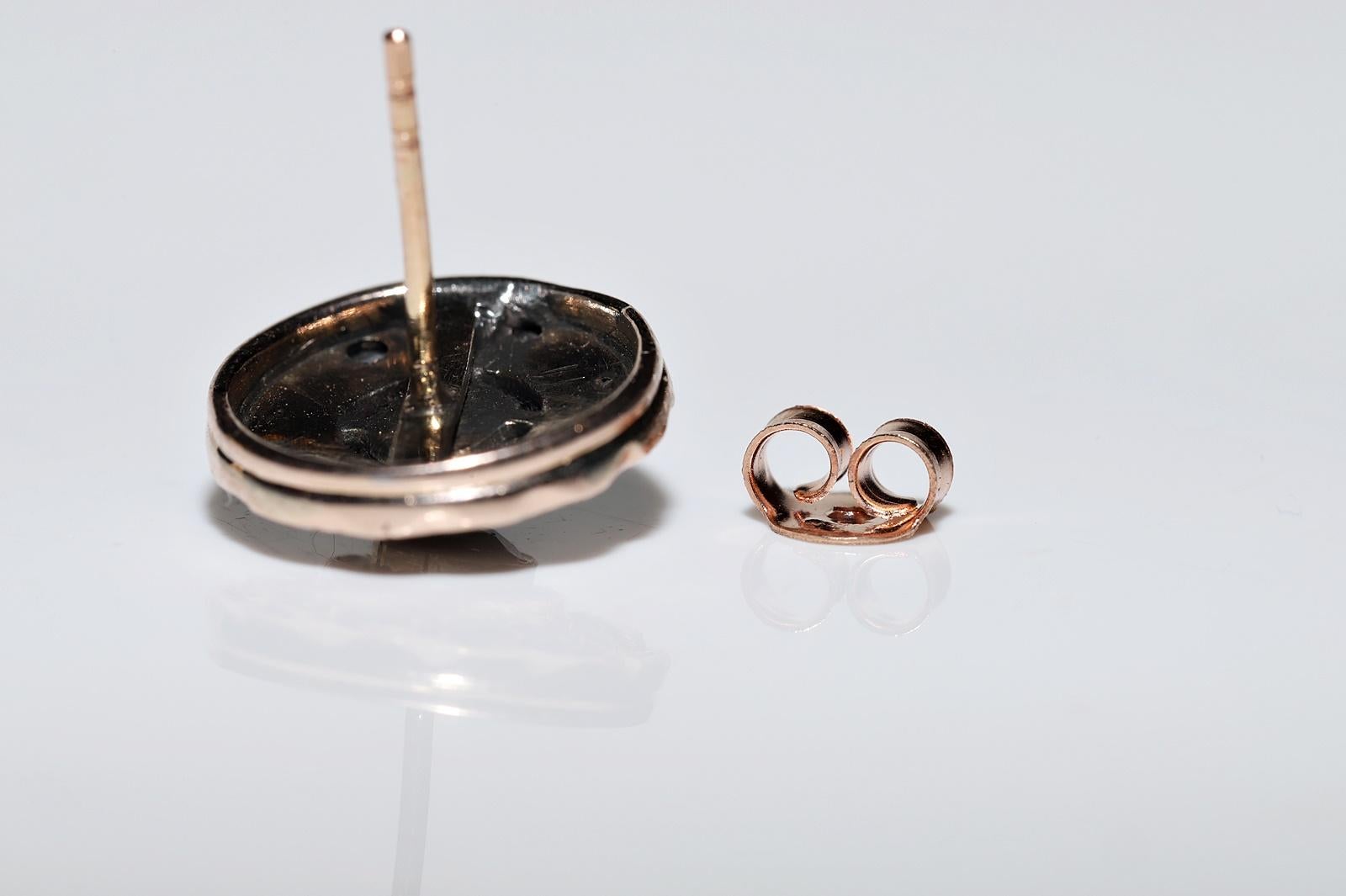Boucles d'oreilles anciennes datant des années 1900 en or 12 carats, diamants naturels taille rose et rubis calibré en vente 6