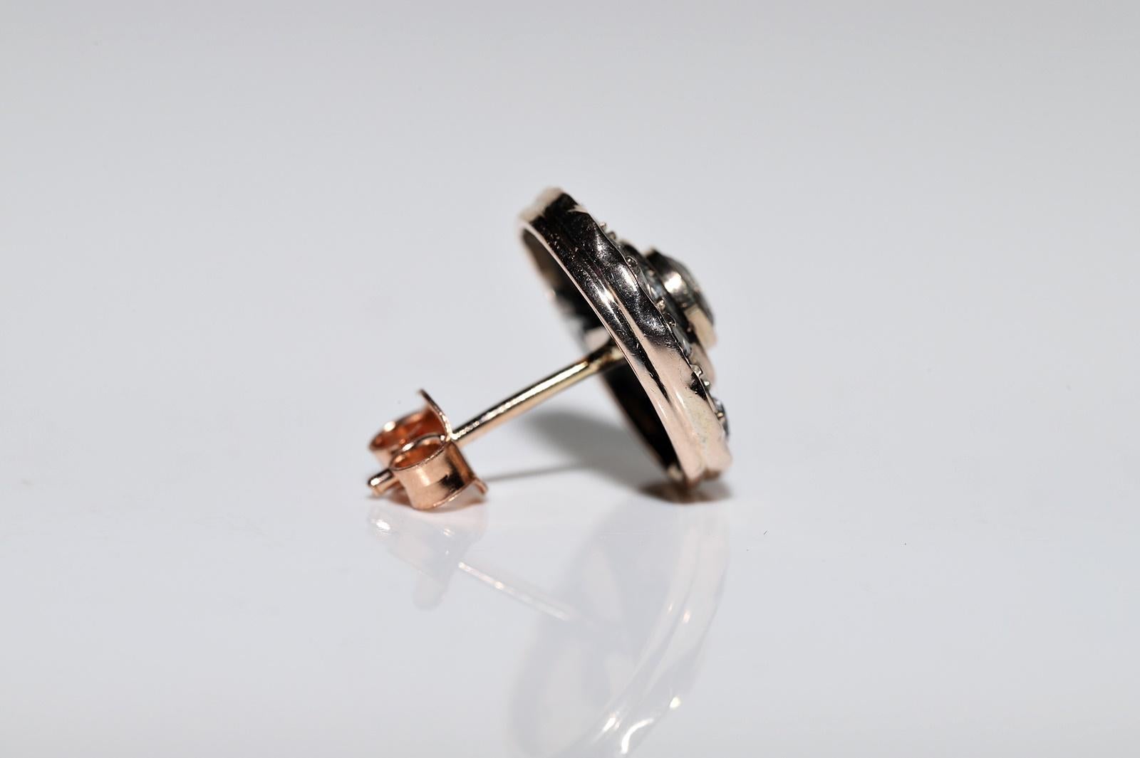 Boucles d'oreilles anciennes datant des années 1900 en or 12 carats, diamants naturels taille rose et rubis calibré en vente 2