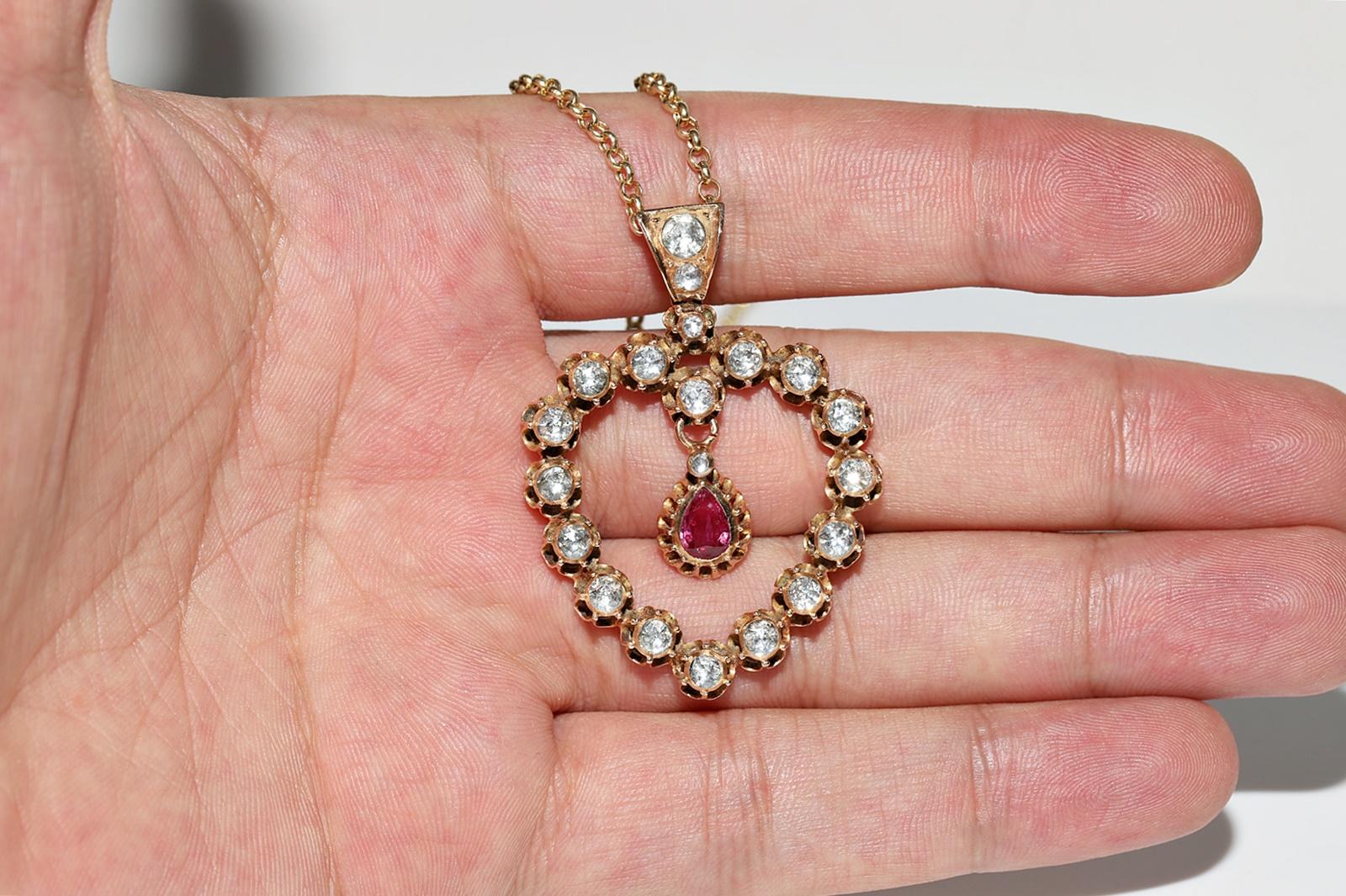 Collier pendentif ancien des années 1900 en or 12 carats avec diamants naturels taille rose et rubis en vente 7