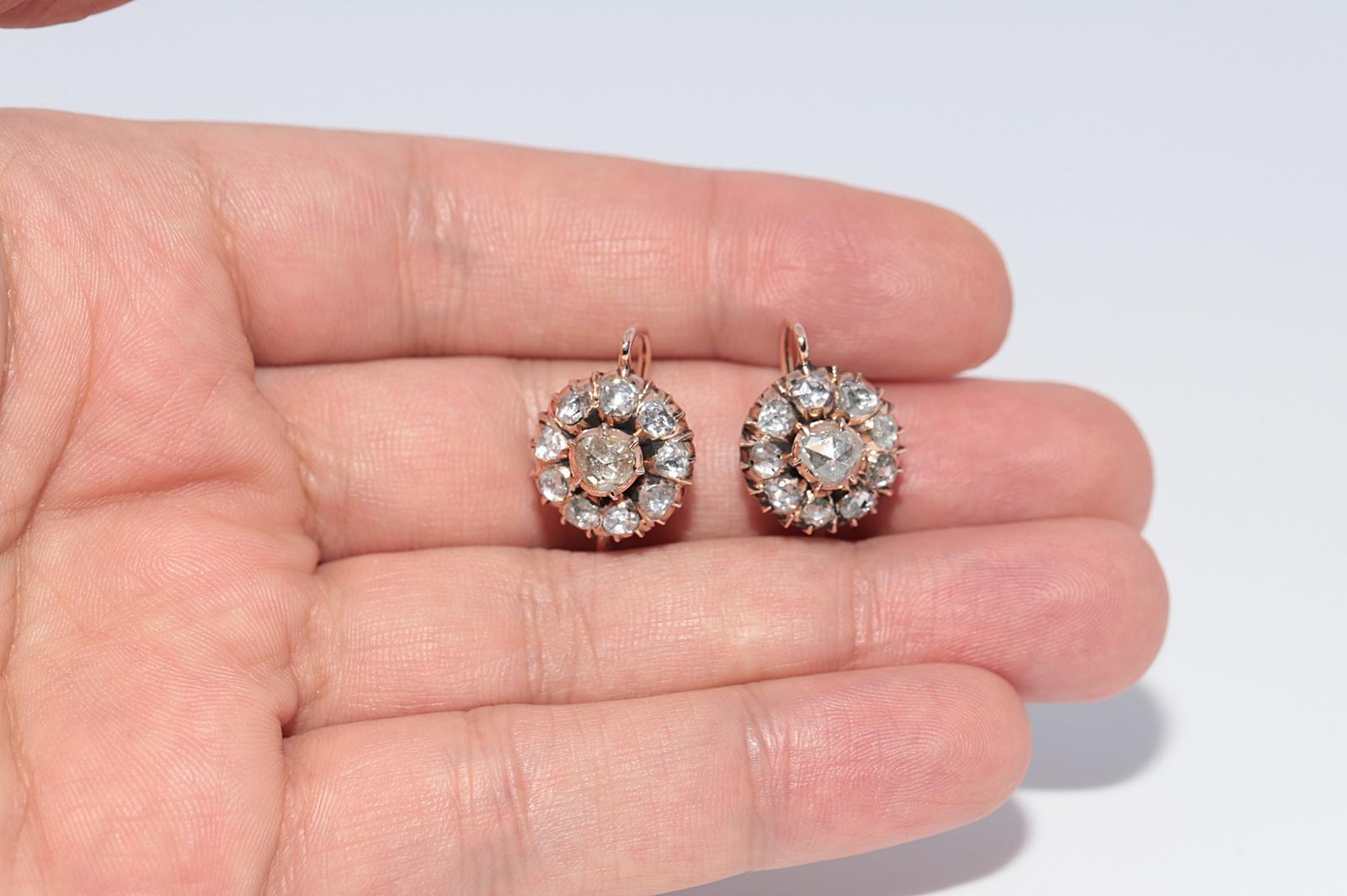 Antiguo Circa 1900s Pendiente de Oro de 12 quilates decorado con diamantes naturales talla rosa en venta 2