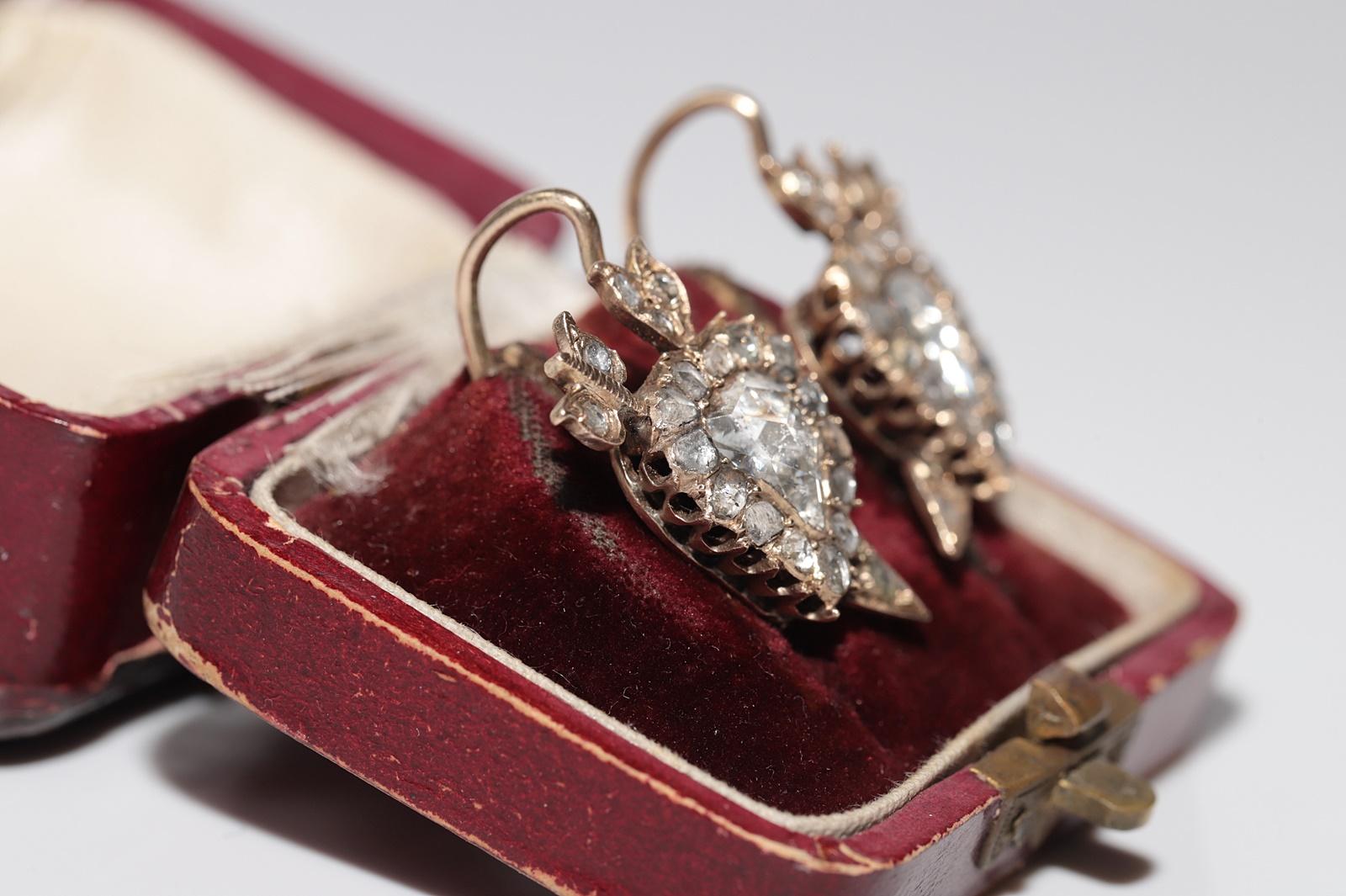 Victorian Antique Circa 1900s 12k Gold Natural Rose Cut Diamond Heart Arrow Earring For Sale
