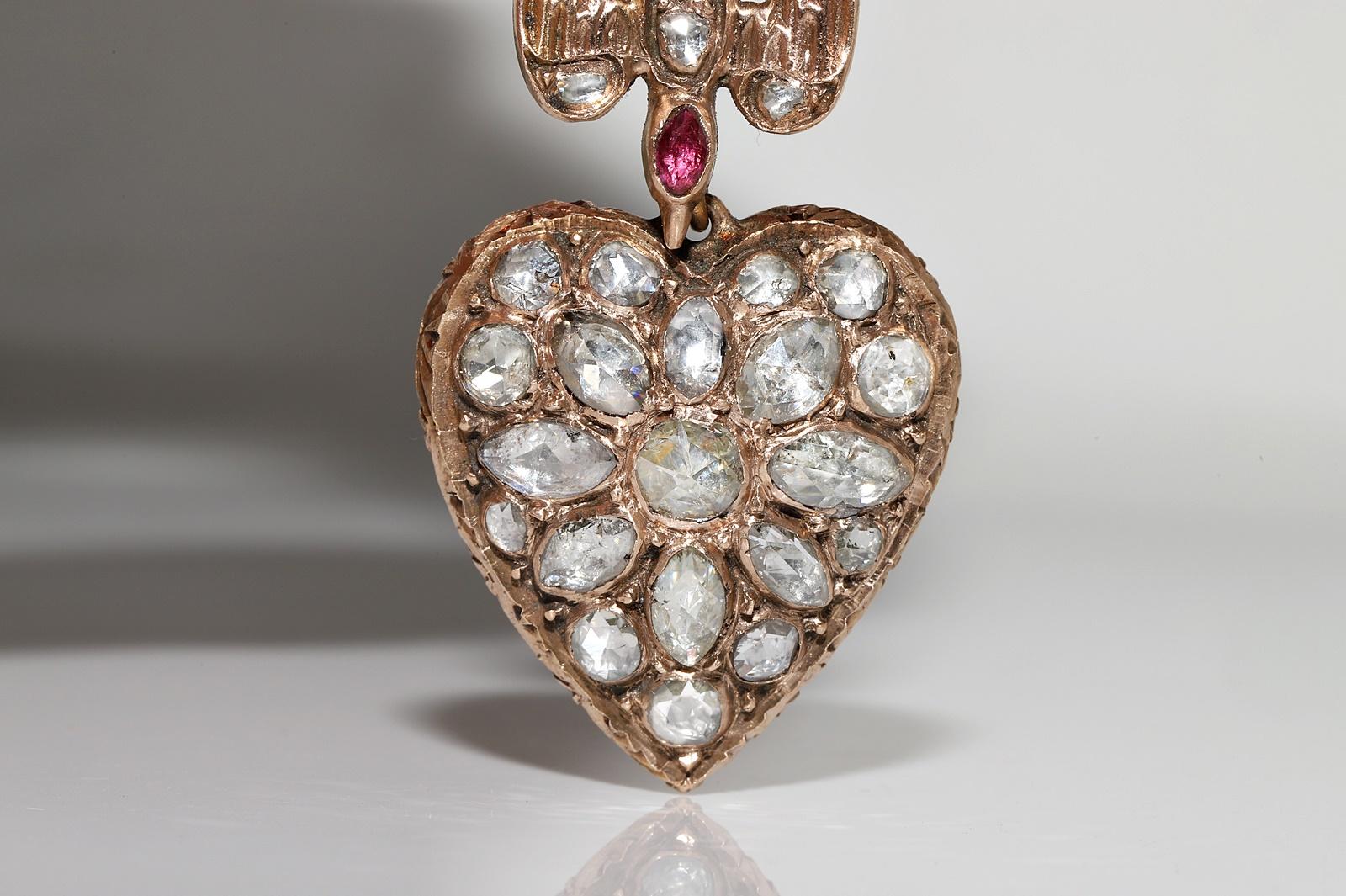 Victorian Antique Circa 1900s 12k Gold Natural Rose Cut Diamond Heart Pendant Necklace For Sale