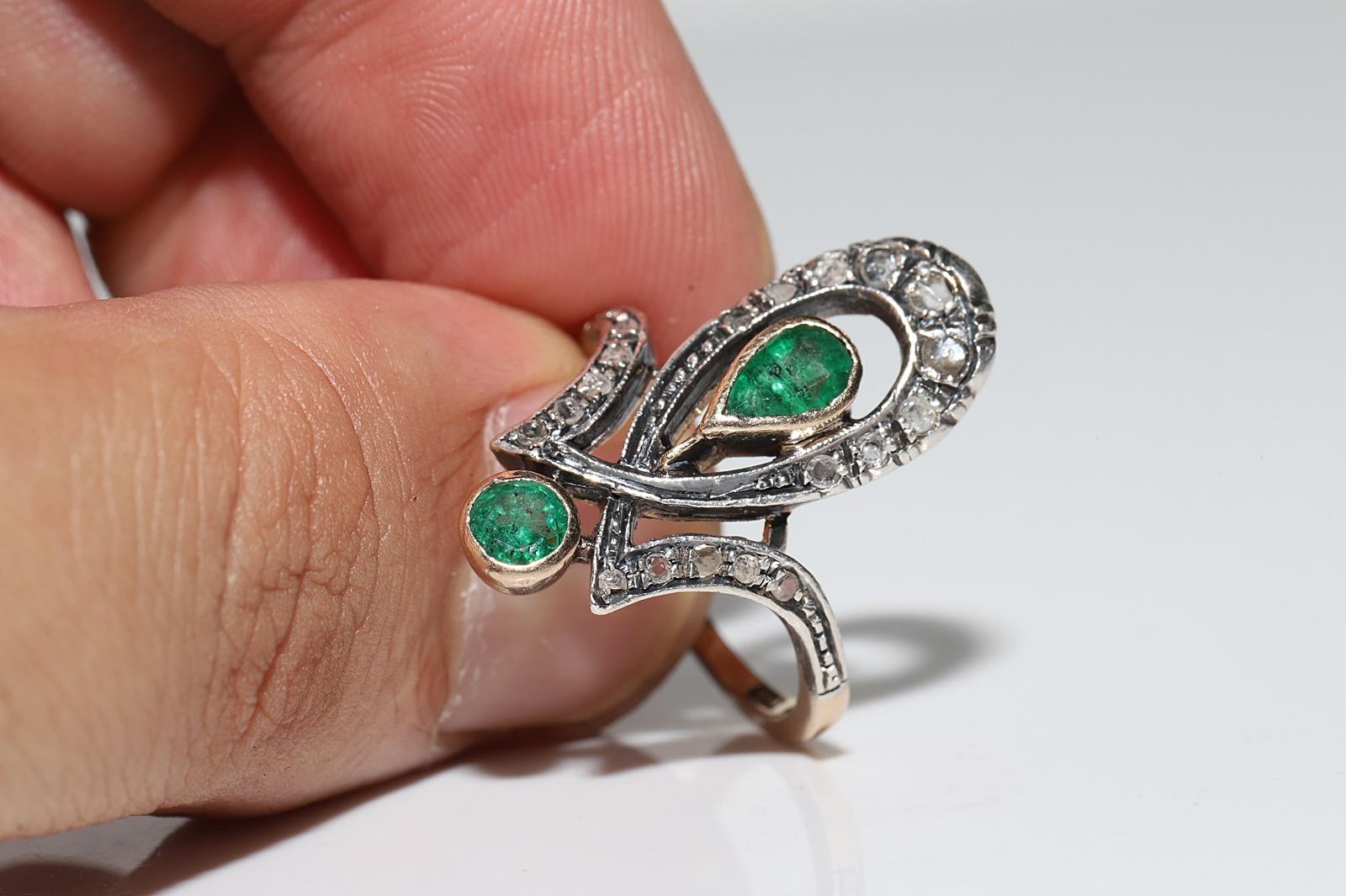 Antique Circa 1900s 12k Gold Top Silver Natural Rose Cut Diamond Emerald Ring For Sale 5