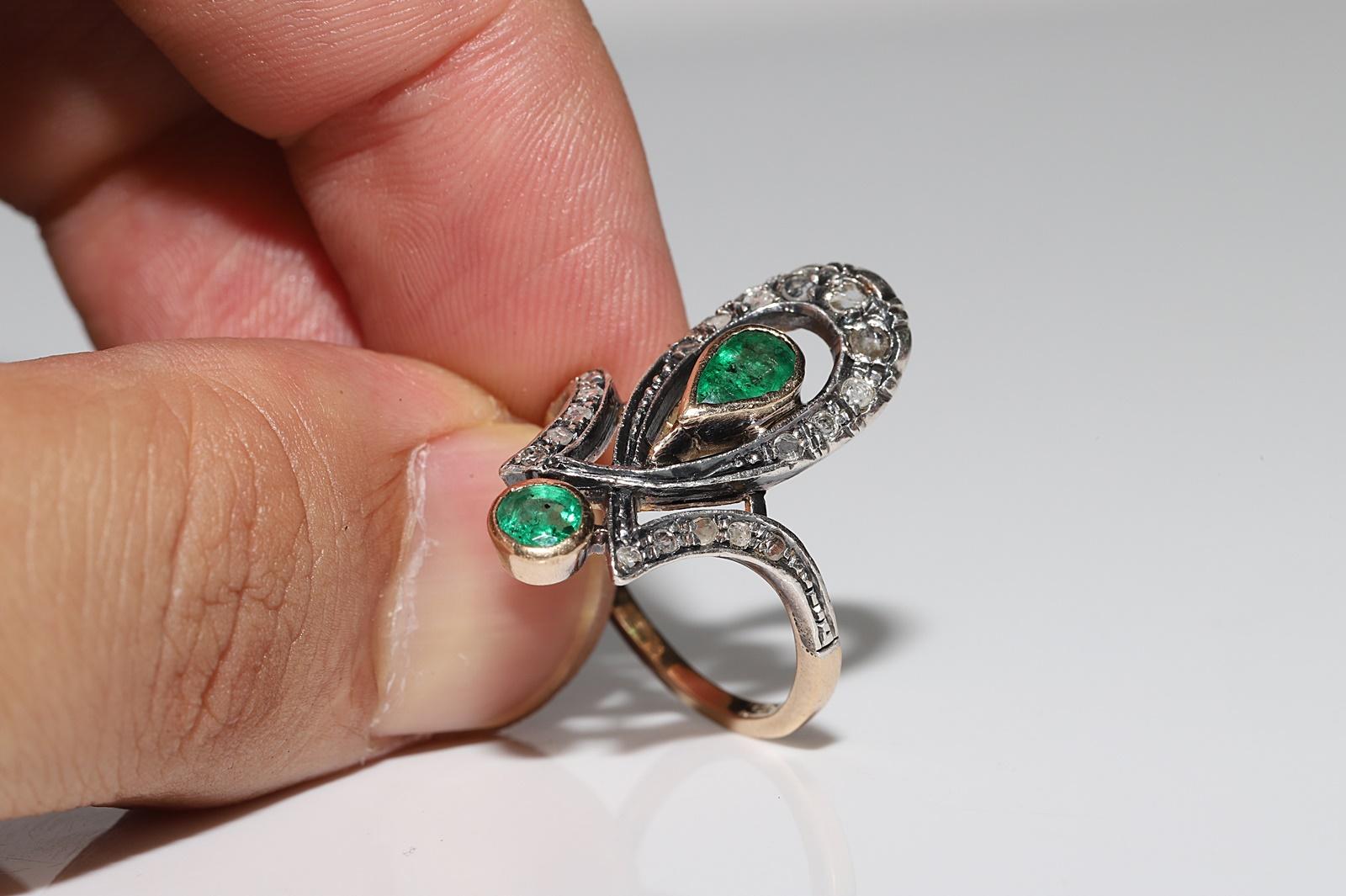 Antique Circa 1900s 12k Gold Top Silver Natural Rose Cut Diamond Emerald Ring For Sale 3