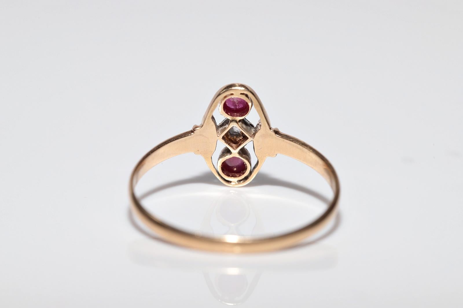 Bague ancienne datant des années 1900, en or 14 carats, diamant naturel et rubis taille cabochon en vente 7