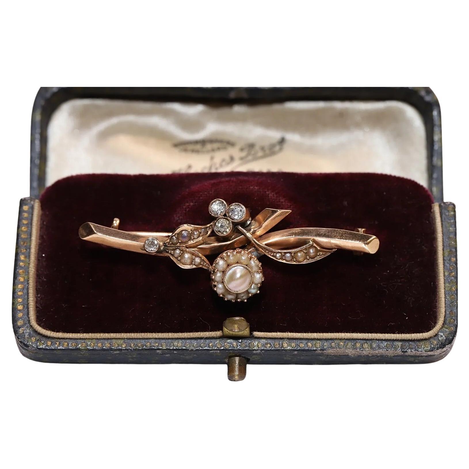 Antique Circa 1900s 14k Gold Natural Diamond And Pearl Decorated Brooch For Sale