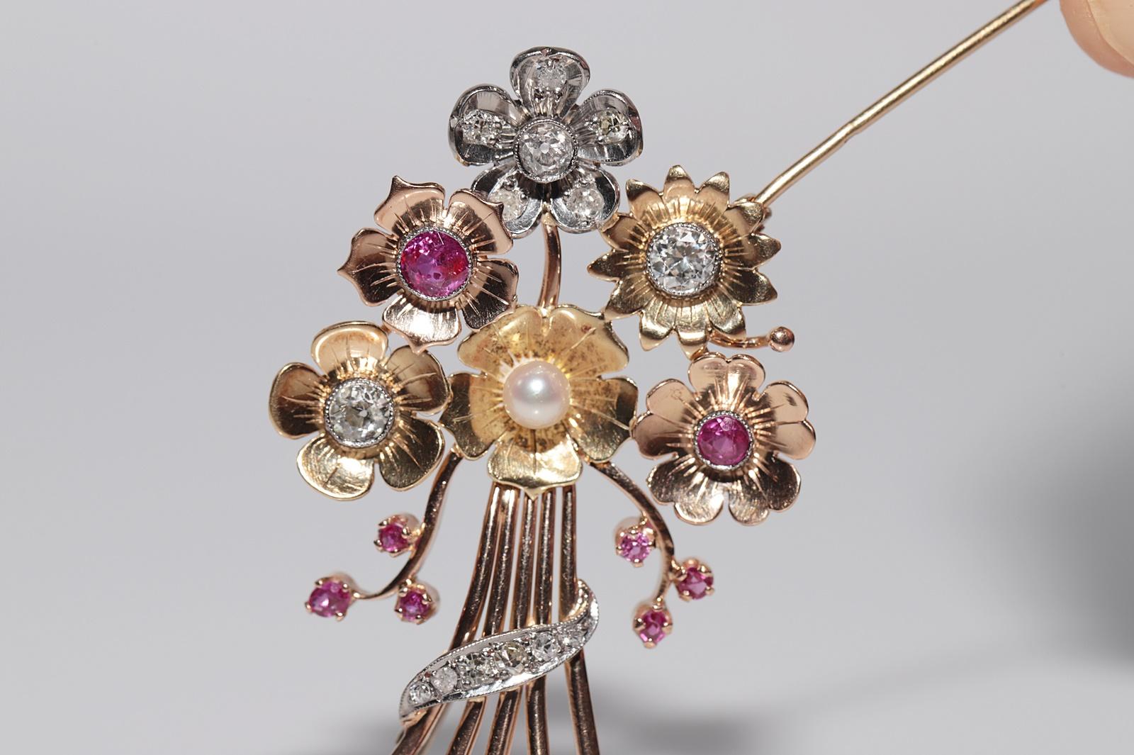 Antique Circa 1900s 14k Gold Natural Diamond And Ruby Decorated Flowers Brooch For Sale 5