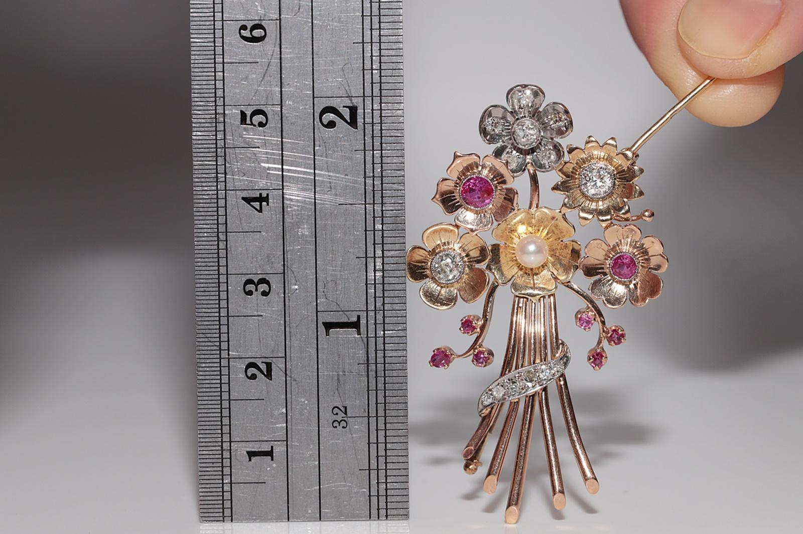 Antique Circa 1900s 14k Gold Natural Diamond And Ruby Decorated Flowers Brooch For Sale 6