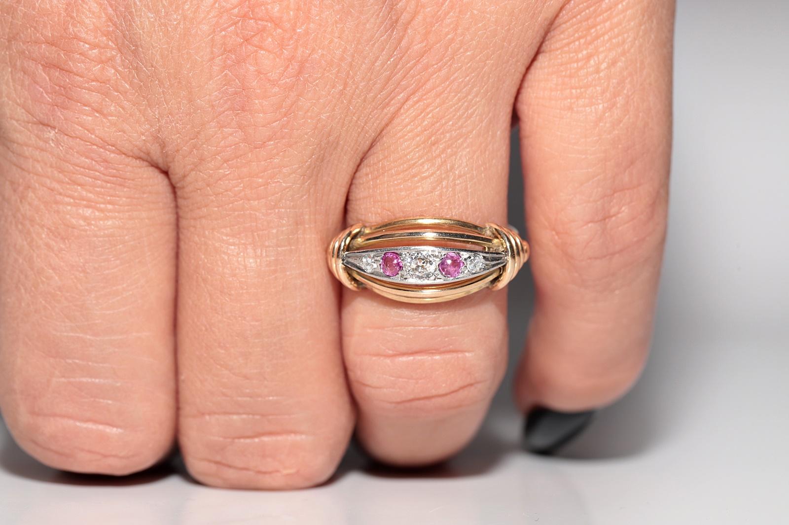 Bague ancienne des années 1900 en or 14 carats décorée de diamants naturels et de rubis en vente 7