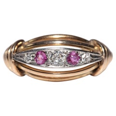 Anillo Antiguo Circa 1900s Oro 14k Decorado con Diamantes Naturales y Rubíes