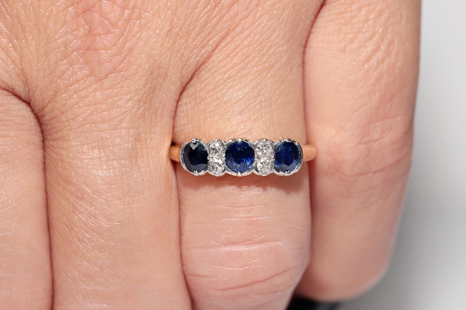 Bague ancienne en or 14k Circa 1900 ornée de diamants naturels et de saphirs en vente 10