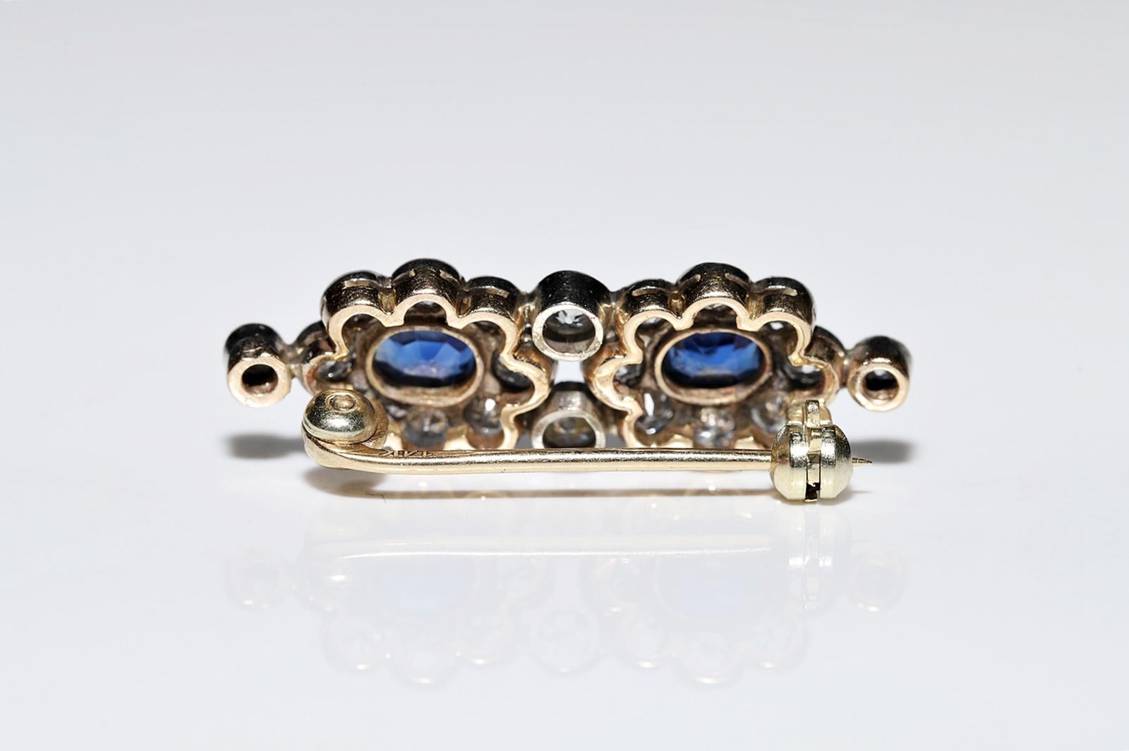 Brilliant Cut Antique Circa 1900s 14k Gold Natural Diamond And Sapphire Decorated Brooch For Sale